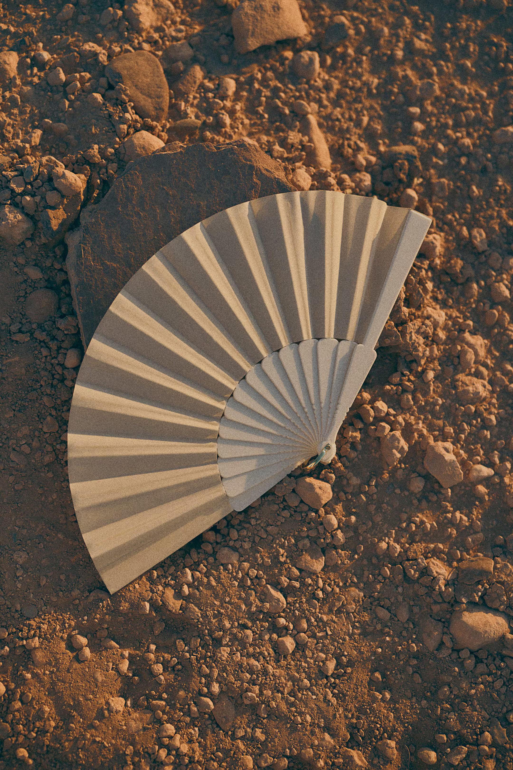 Fan | H&M (UK, MY, IN, SG, PH, TW, HK)