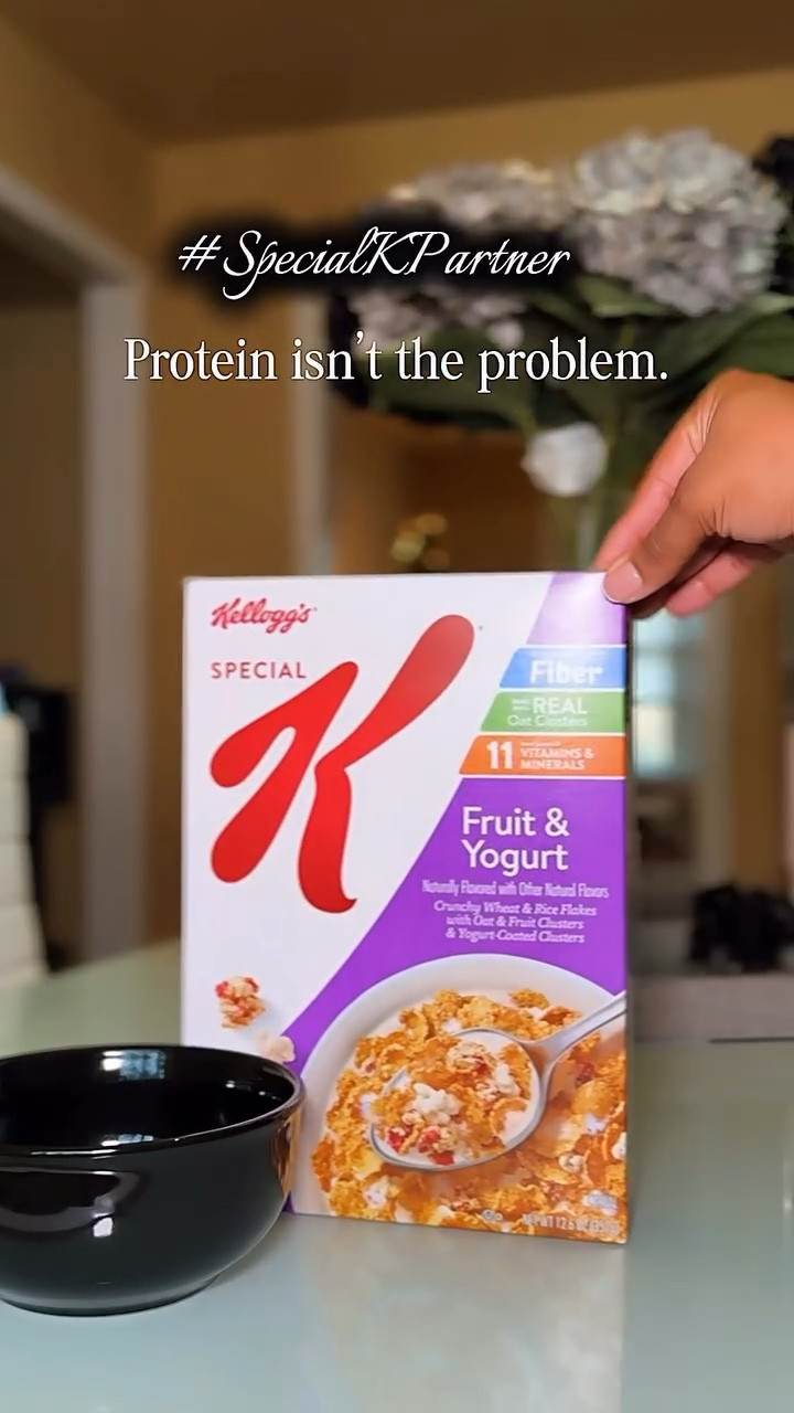Most of us focus on protein…but fiber matters too.

I learned we’re supposed to get about 25g of fiber a day, and I realized I wasn’t even close. 

This has been one of the simplest ways I’ve been more intentional. Special K with fruit and a little honey. Easy, familiar, and something I can build around the rest of my day.

If you’re already thinking about what you eat, don’t forget the balance.


#LTKfitnessgoals #LTKmorningroutine #LTKfoodie