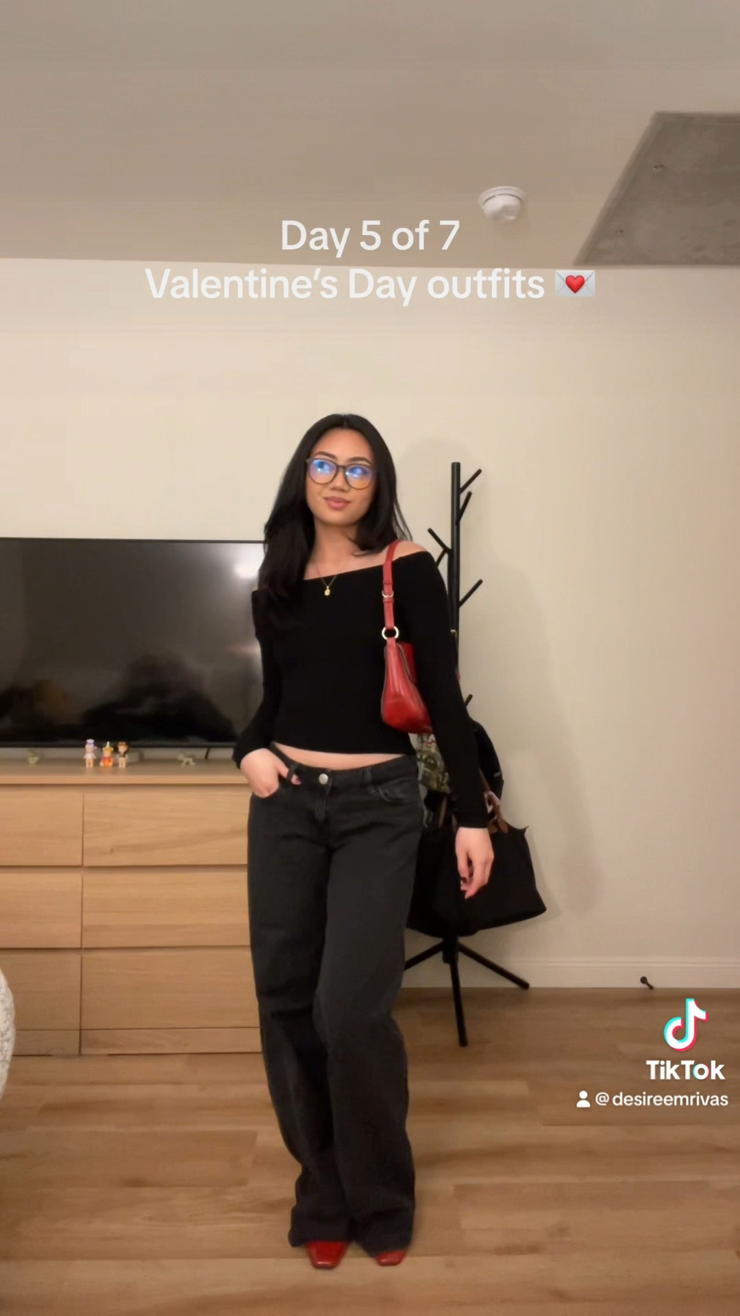 Day 5 of 7 Valentine’s Day Outfits 

#LTKbeauty #LTKstyletip #LTKVideo