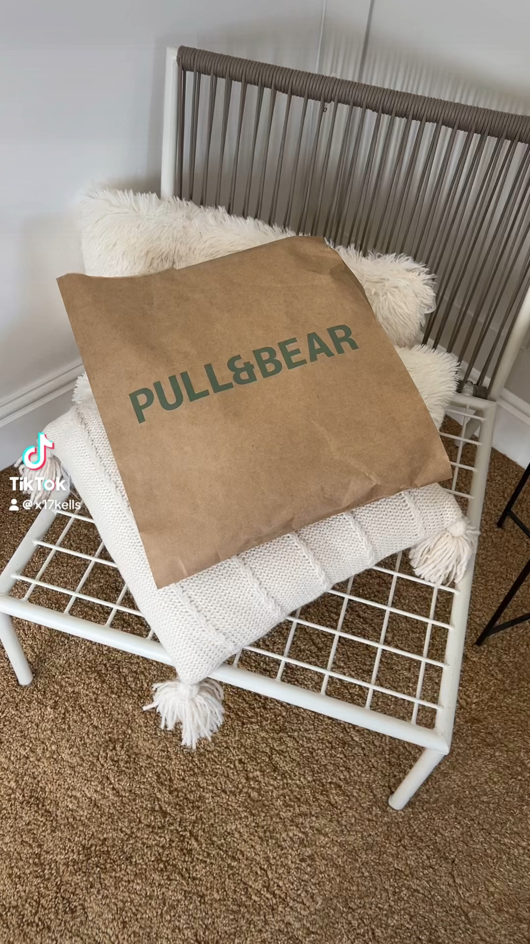 Pull & Bear haul . The perfect basic tops and denim mom shorts 🫶🏽🩷 

#LTKstyletip #LTKuk #LTKsummer