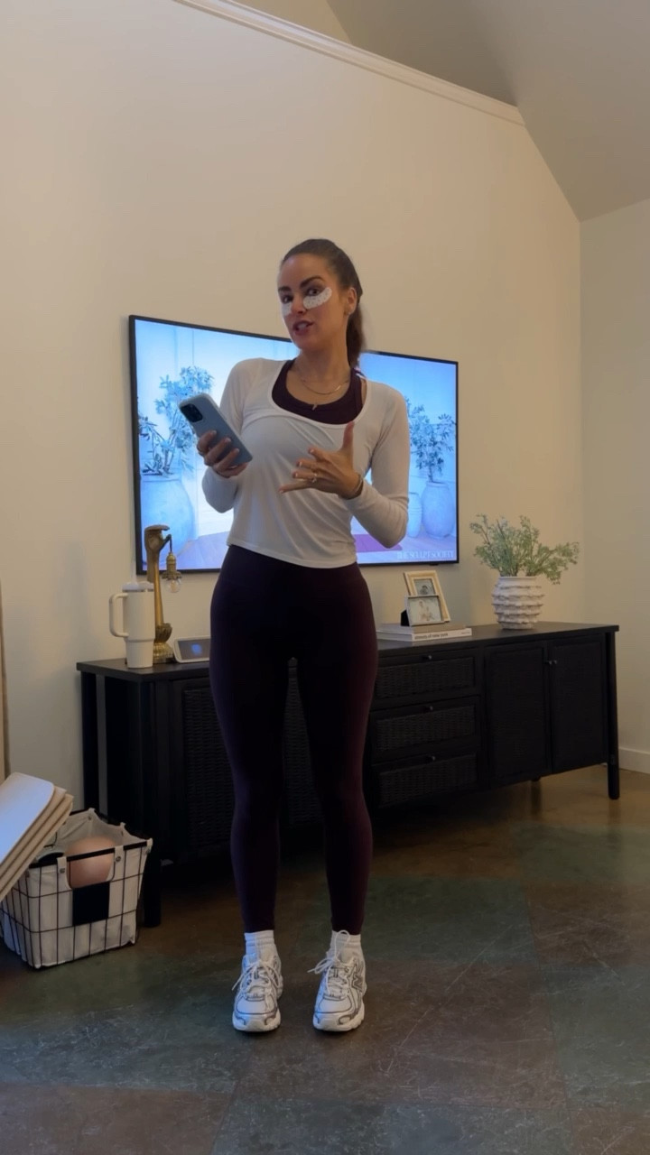 WORKOUT WITH ME ✨
code: ALOPROFILE25 for Sculpt Society

*My workout mat is Stakt*

#LTKActive #LTKfitnessgoals #LTKmorningroutine