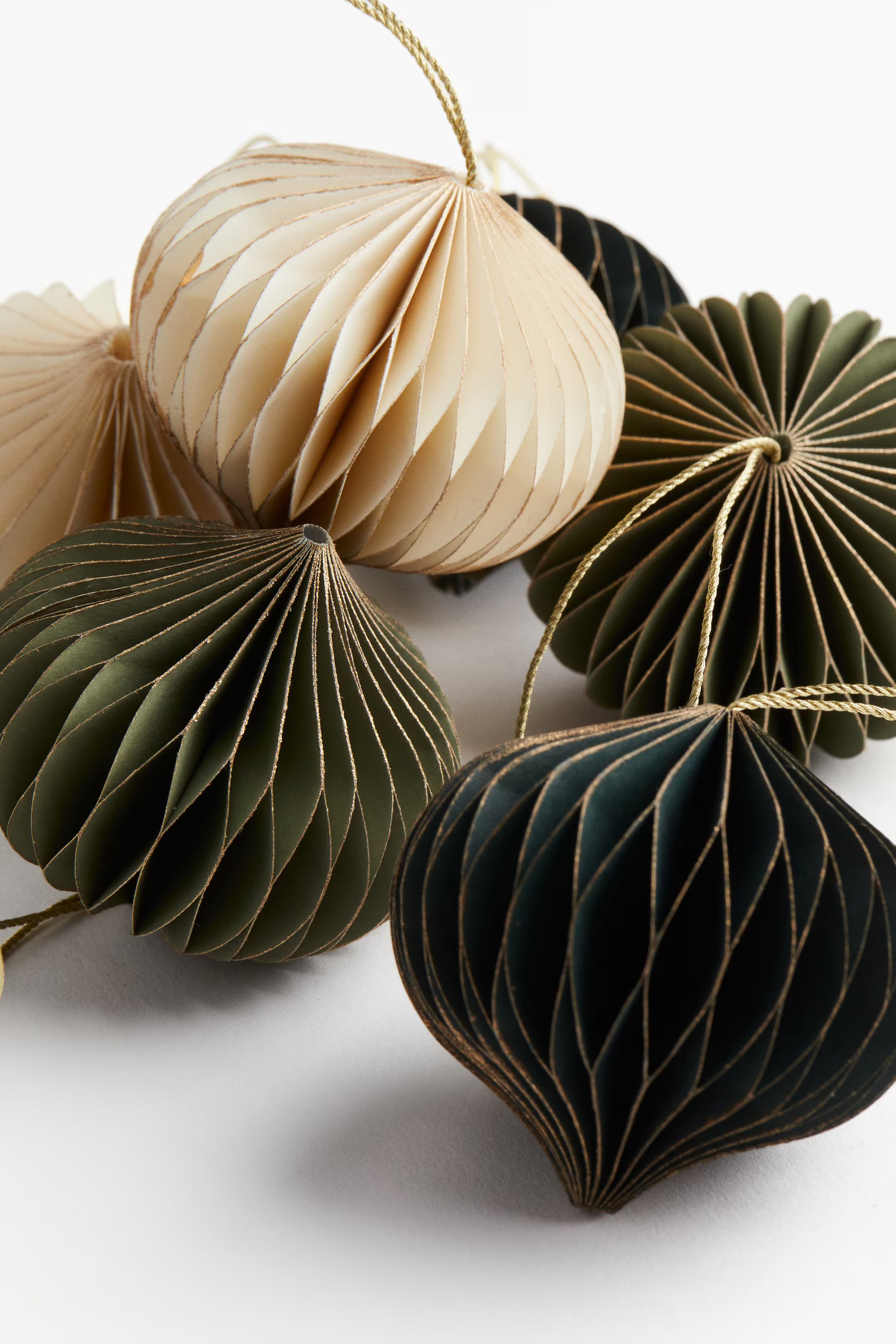 6-pack Christmas Ornaments | H&M (US + CA)