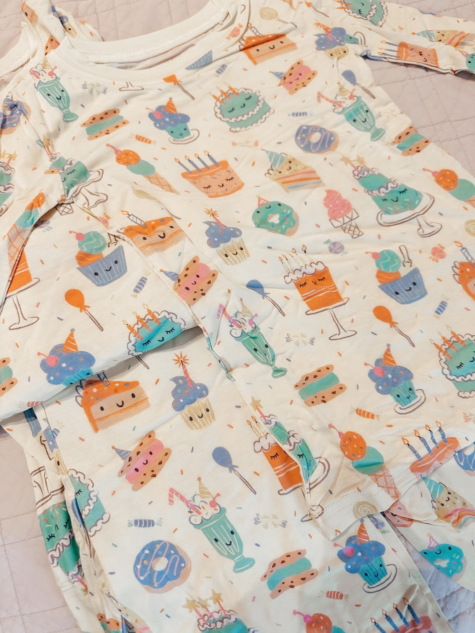 Kids birthday things #pjs #oldnavy #gap 🎈🎉

#LTKSeasonal #LTKSpringSale #LTKKids