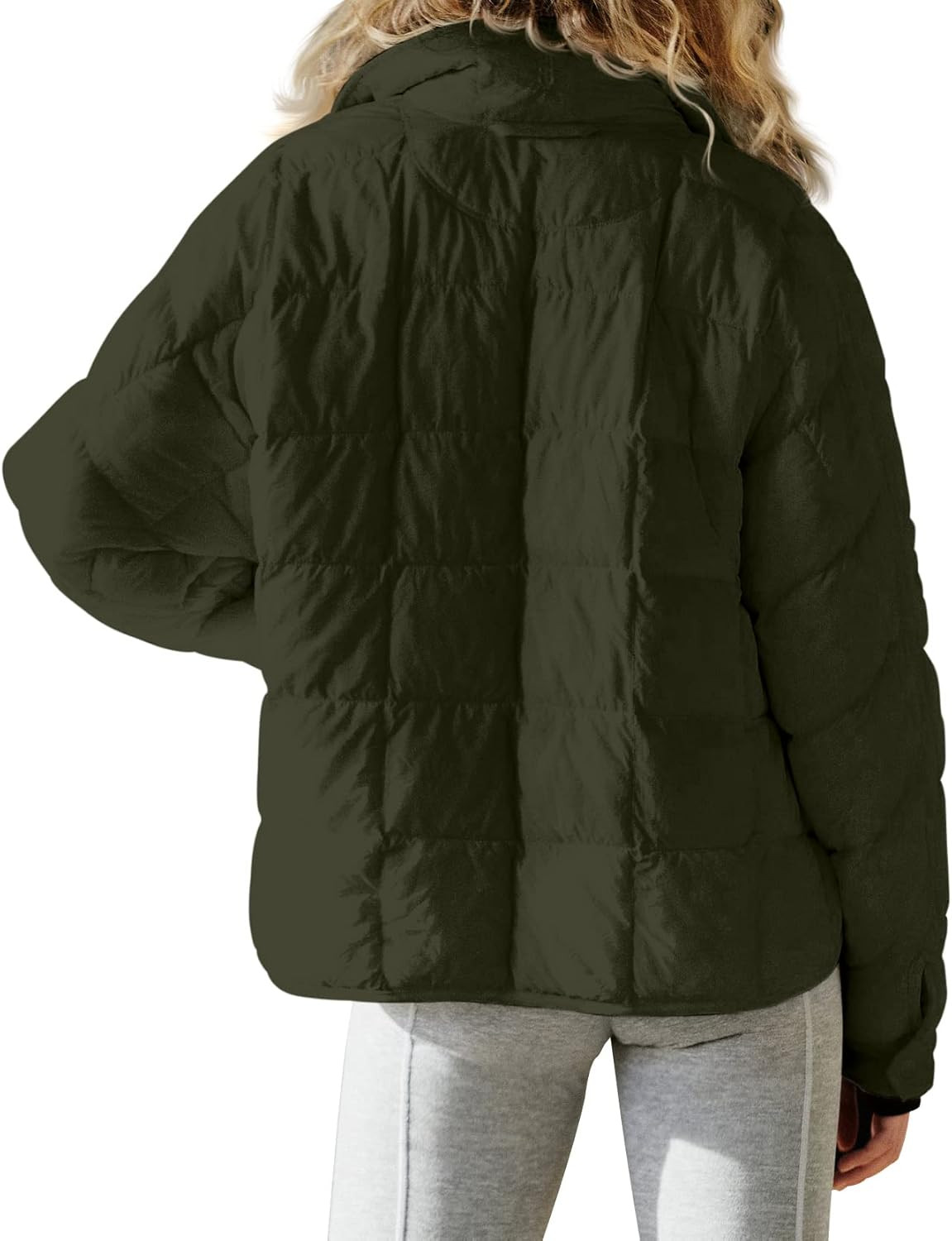 Aiopr Women's Oversized Lightweight Down Coat Long Sleeve Zip Packable Short Puffer Jackets | Amazon (US)