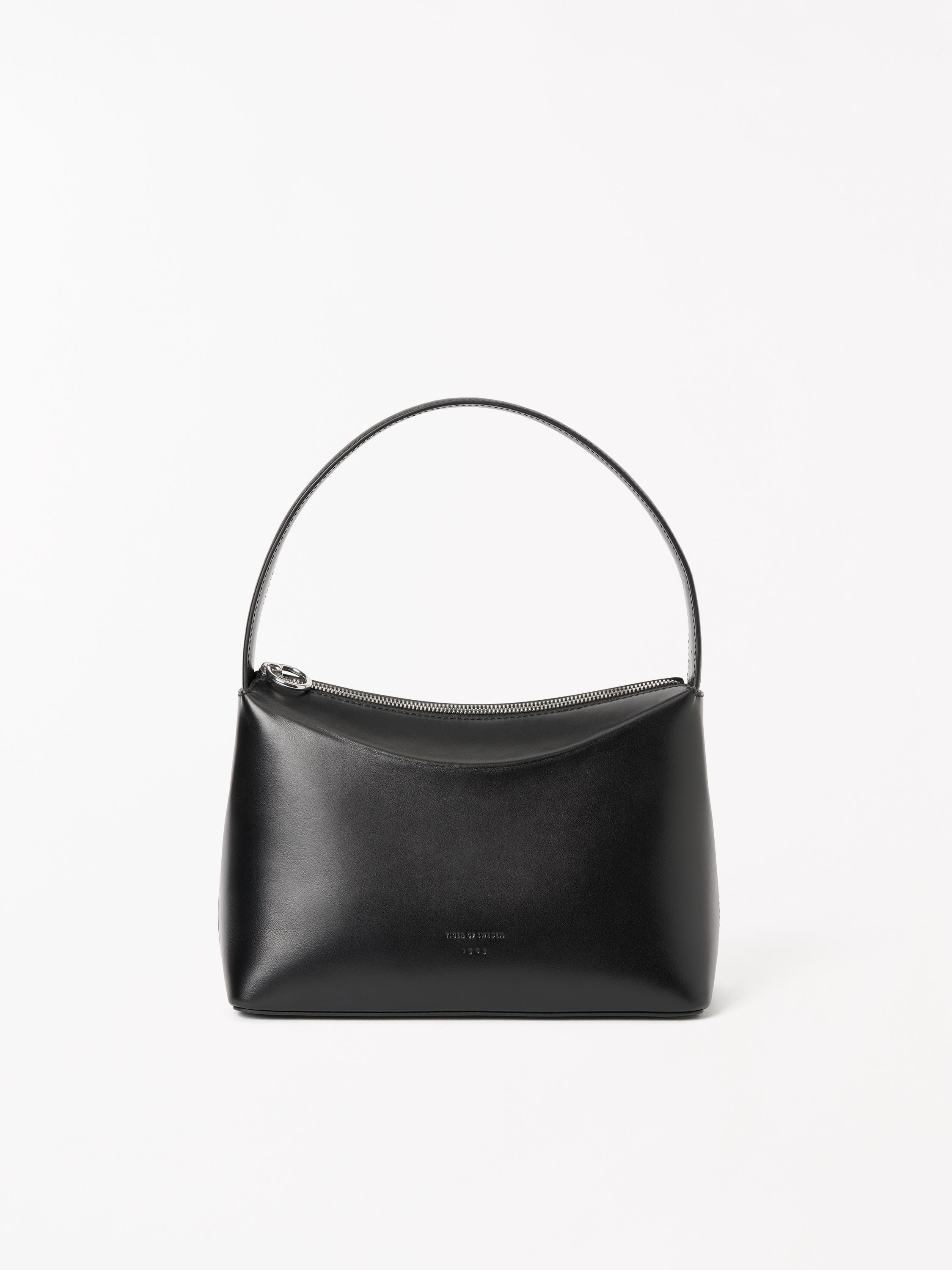 Conci Leather Shoulder Bag | Tiger of Sweden