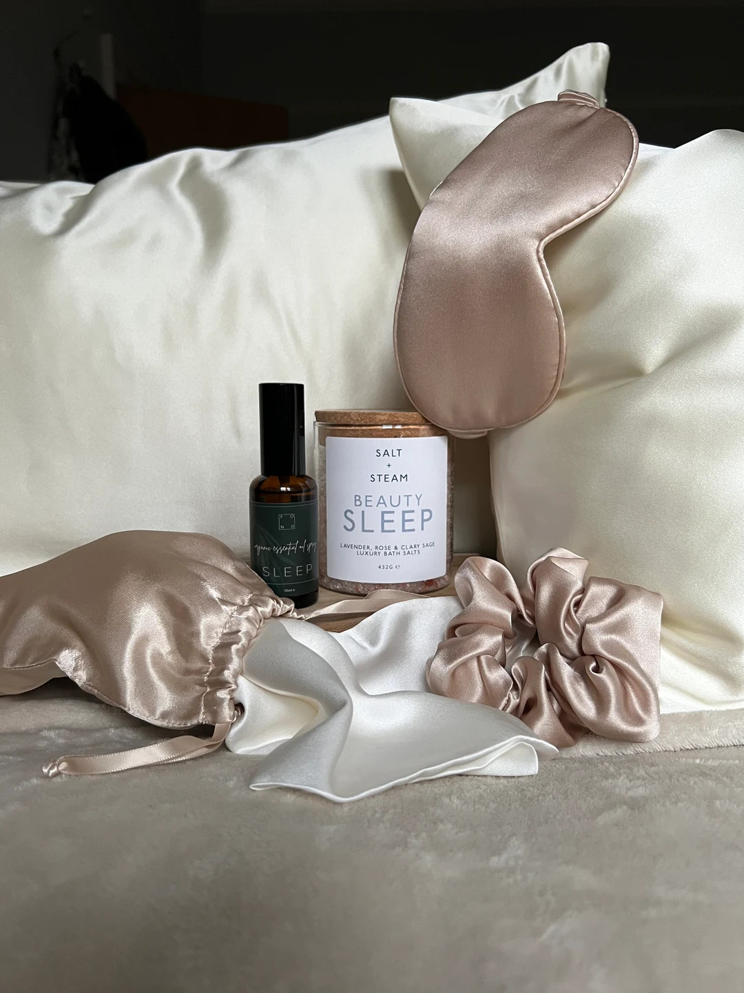 Mulberry Silk Sleep Gift Box - silk sleep set gift - pamper hamper - relaxing spa gift box - pill... | Etsy (US)