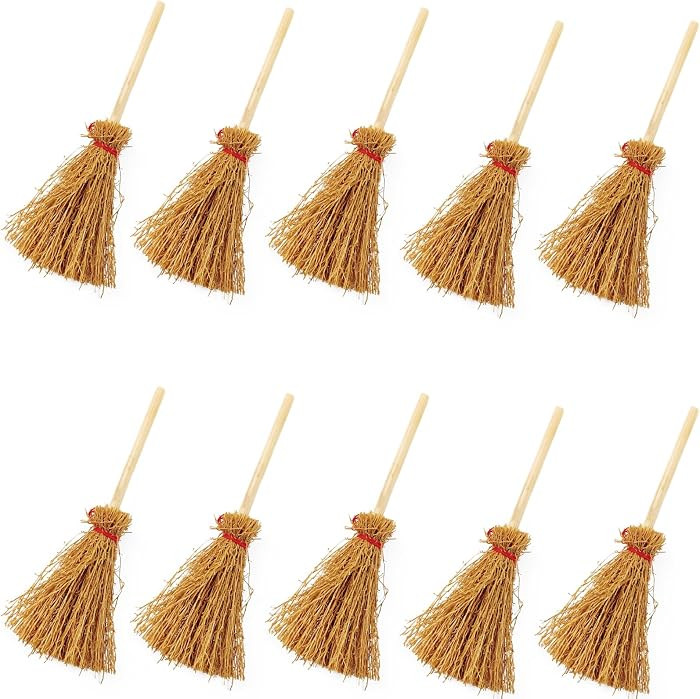 GXXMEI 10PCS Mini Brooms, Witch Straw Brooms, Doll House Dollhouse Accessories Props Miniature Ar... | Amazon (US)