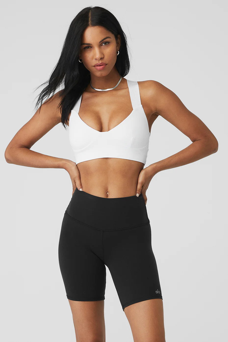 Airbrush Cinch Bra - White | Alo Yoga (US)