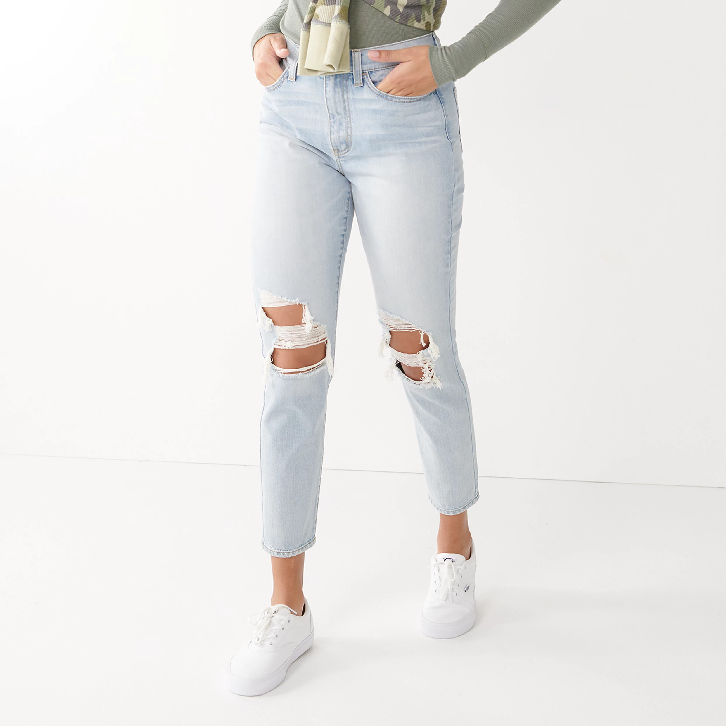 Juniors' SO® High Rise Distressed Mom Jean | Kohl's