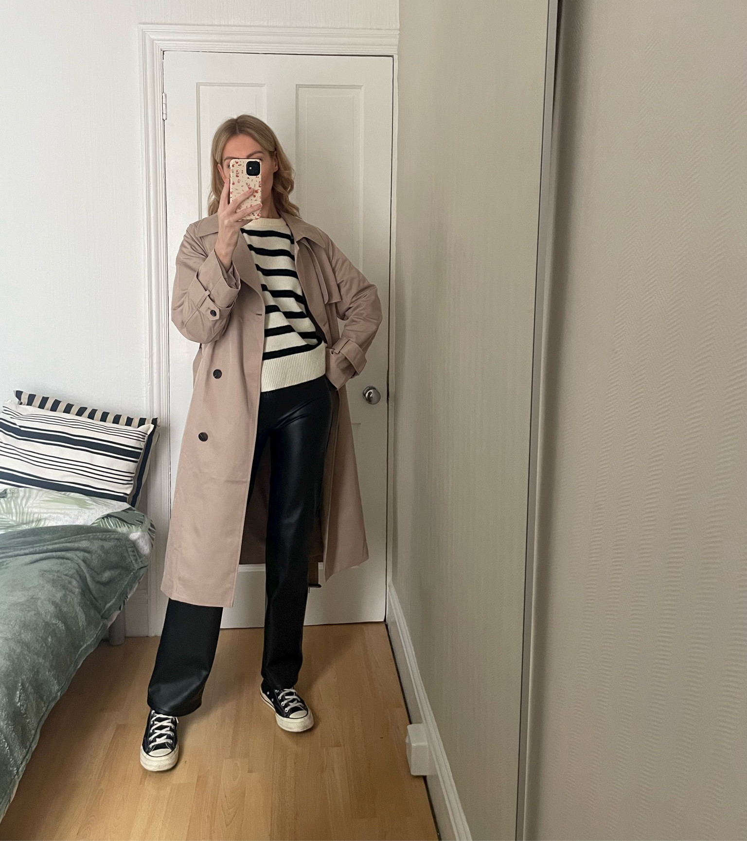 Wearing a size small in this h&’m trench coat 

#LTKstyletip #LTKeurope #LTKSeasonal