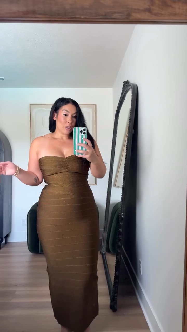 I grabbed a L+ in this dress!

midsize fashion, wedding guest dress, formal dresses, fall wedding, fall style, house of cb 

 #LTKSeasonal #LTKMidsize