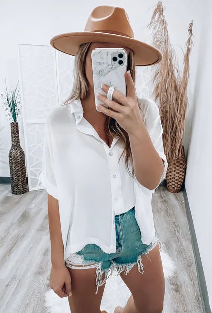 Laid Back White Top | Stella Clothing Boutique