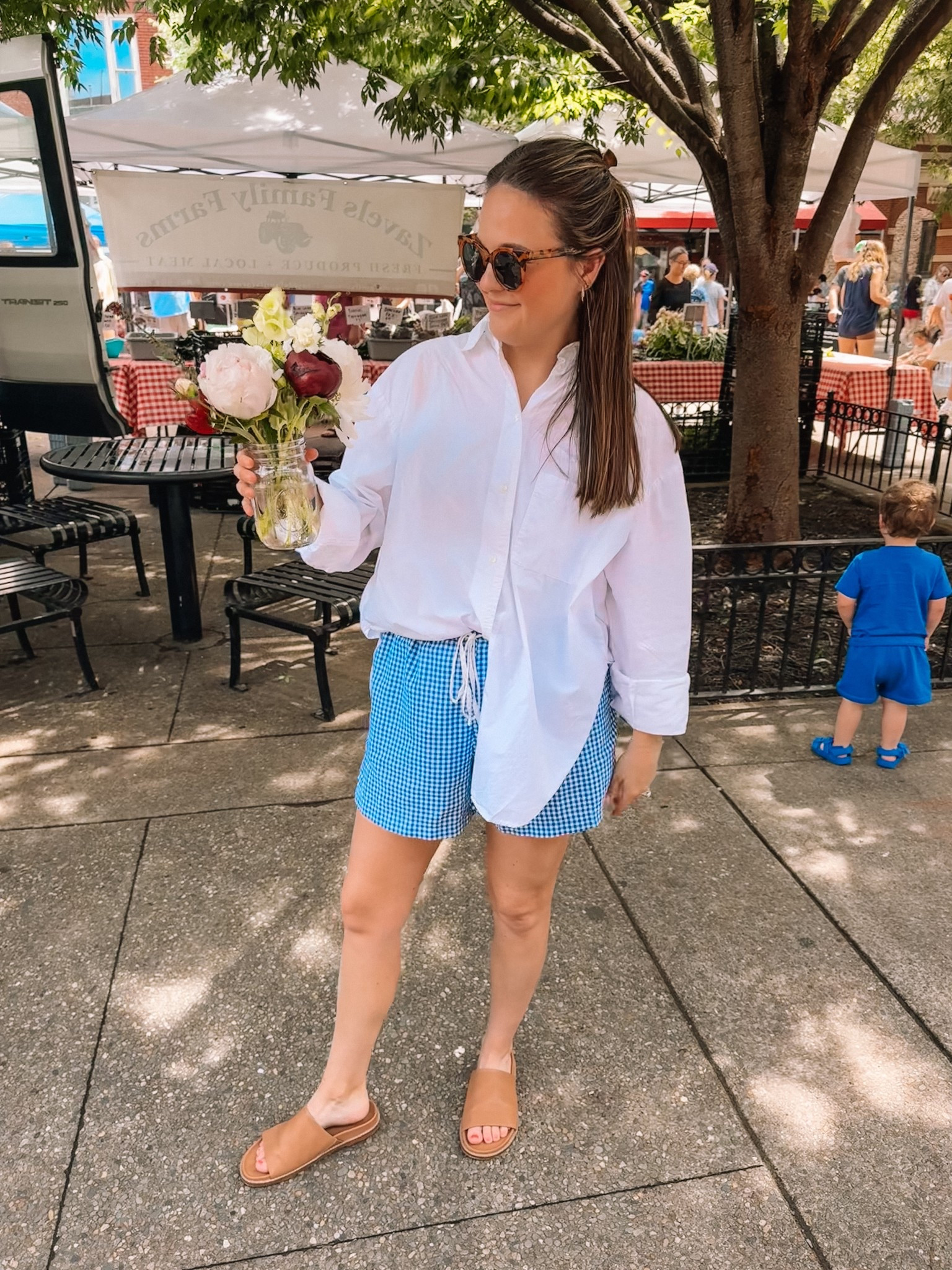 Farmers market OOTD 🍅☀️🌷

#LTKFamily #LTKFindsUnder50 #LTKPetite