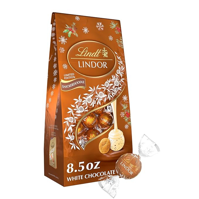 Lindt LINDOR Holiday Snickerdoodle White Chocolate Candy Truffles with Smooth, Melting Truffle Ce... | Amazon (US)