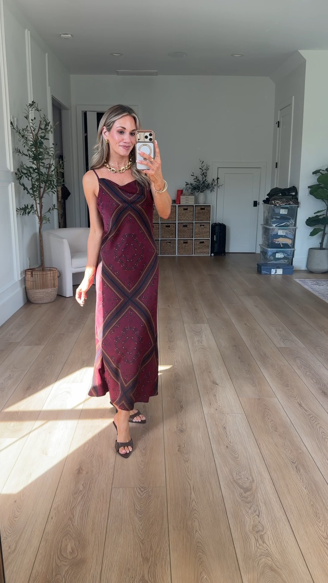 This dress is so prefect for your next fall event! I am 5’2 & wearing my true size xsmall.

#LTKootd #LTKSeasonal #LTKPetite