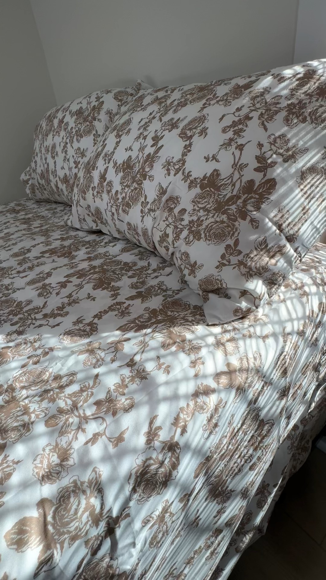 Cutest guest bed sheets 🛏️

#LTKHome #LTKdayinmylife #LTKFindsUnder50