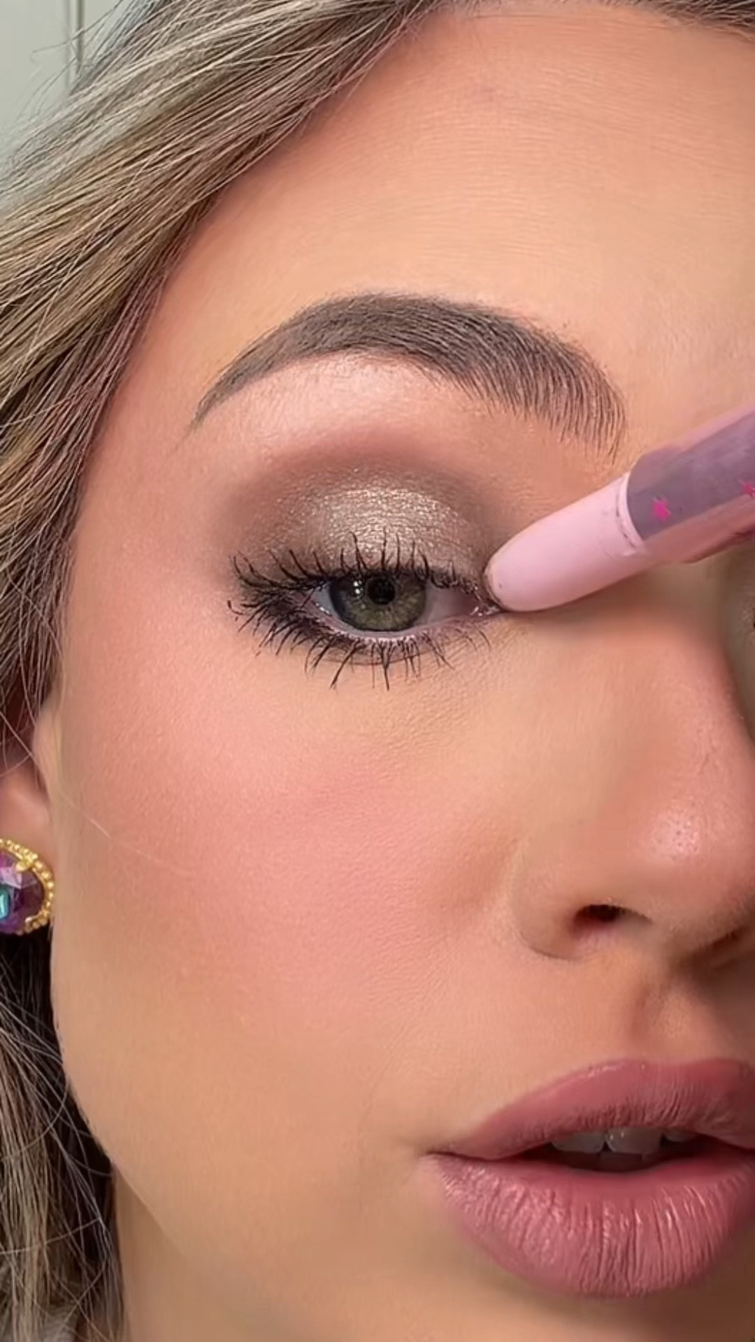 New Quickie Queen Eyeshadow Sticks from Too Faced Cosmetics! 

#LTKBeauty #LTKgrwm #LTKspringtrends