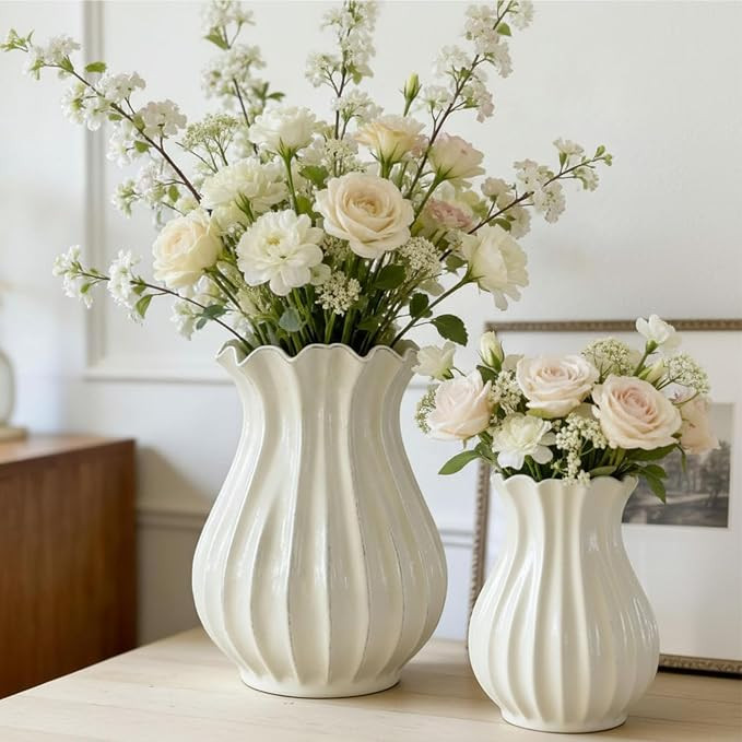 Amazon.com: Qinyoung 2 Pack White Vintage Pleated Ceramic Vase Sour Cream Stylish Decorative Flow... | Amazon (US)