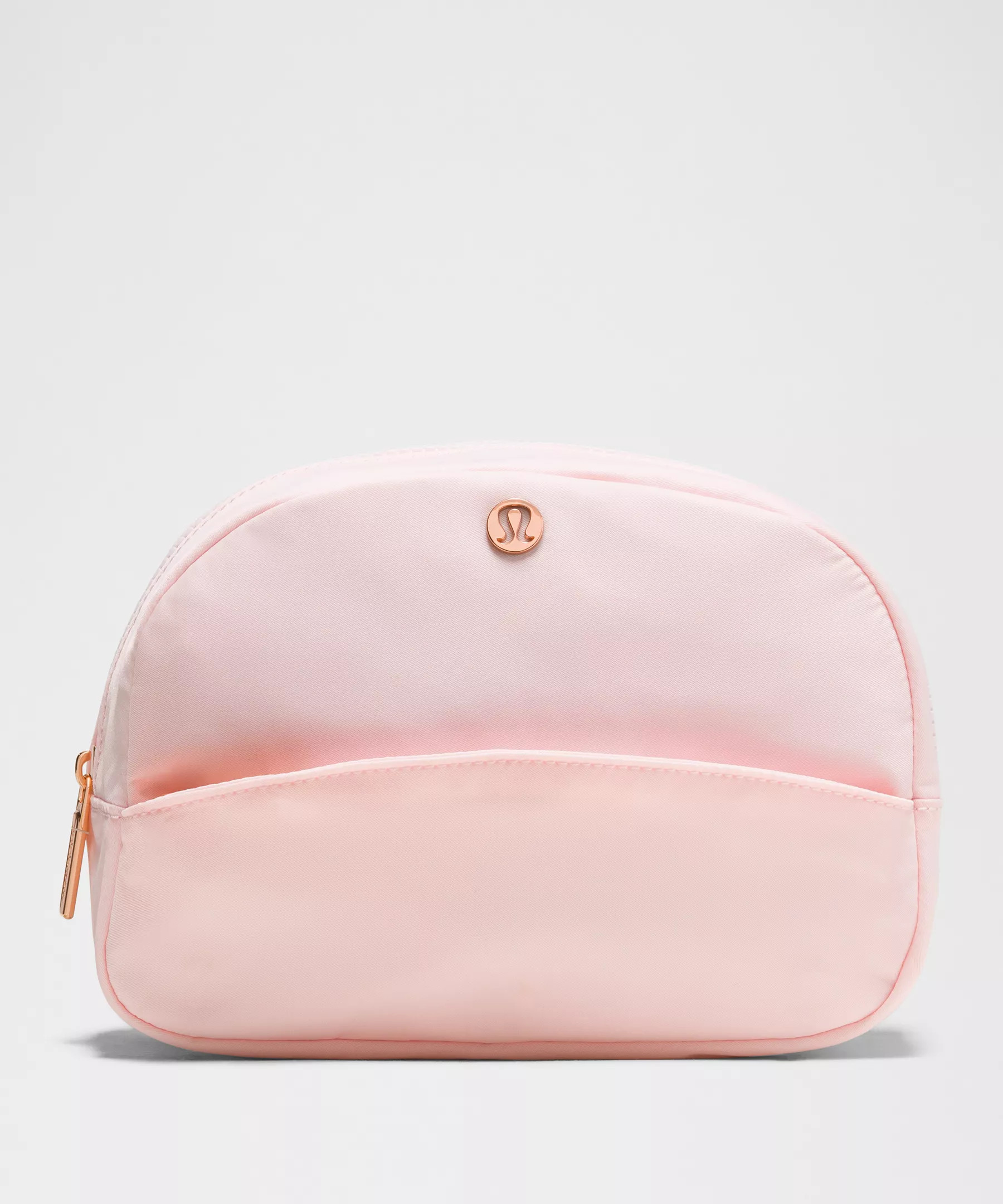 City Essentials Pouch 4L | Lululemon (US)