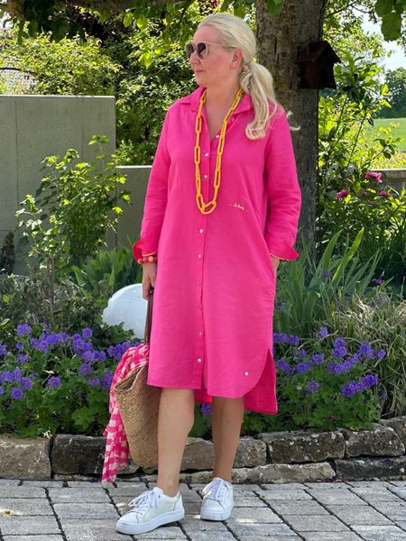 🩷Pinklover🩷
Ein wunderschönes Leinenkleid in Pink von @friedaandfreddies 
Ein tolles lässiges Kleid, mit Sneaker ein cooler Style 🥰

#LTKstyletip #LTKSeasonal #LTKeurope