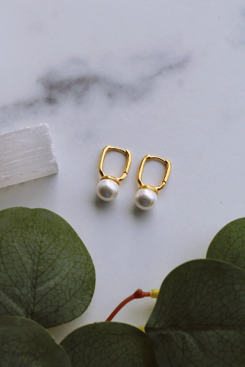 PRESTON PEARL MINI HOOPS (WATERPROOF & 18K GOLD PLATED) | raëliv