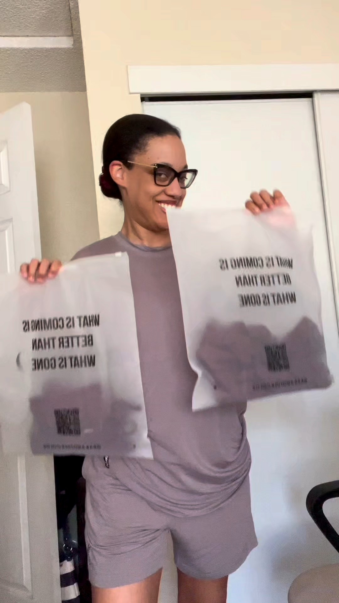 Comfrt fall cloud tee & shorts in the color plum. Definitely get your hands on the cloud set before it sale out.



#LTKSaleAlert #LTKFallSale #LTKSeasonal