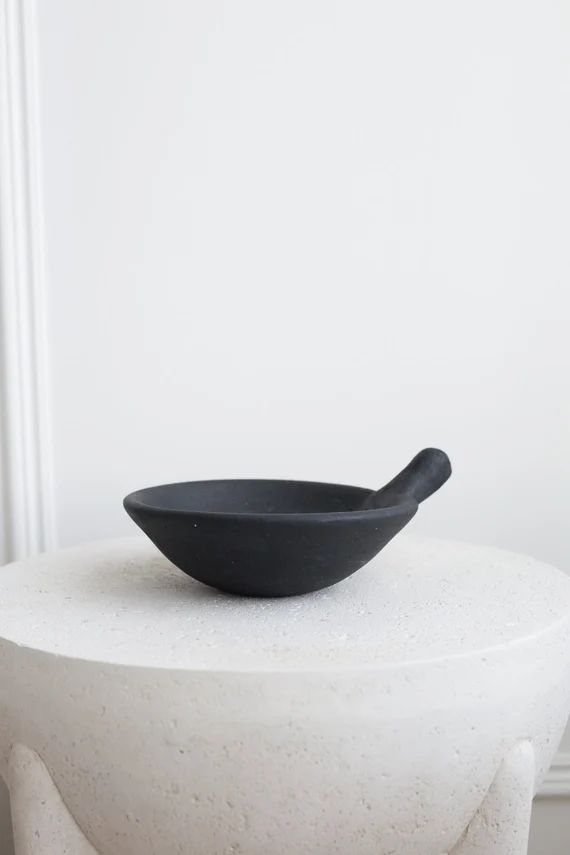 Terra-cotta Bowl With Handle Black | Etsy | Etsy (US)