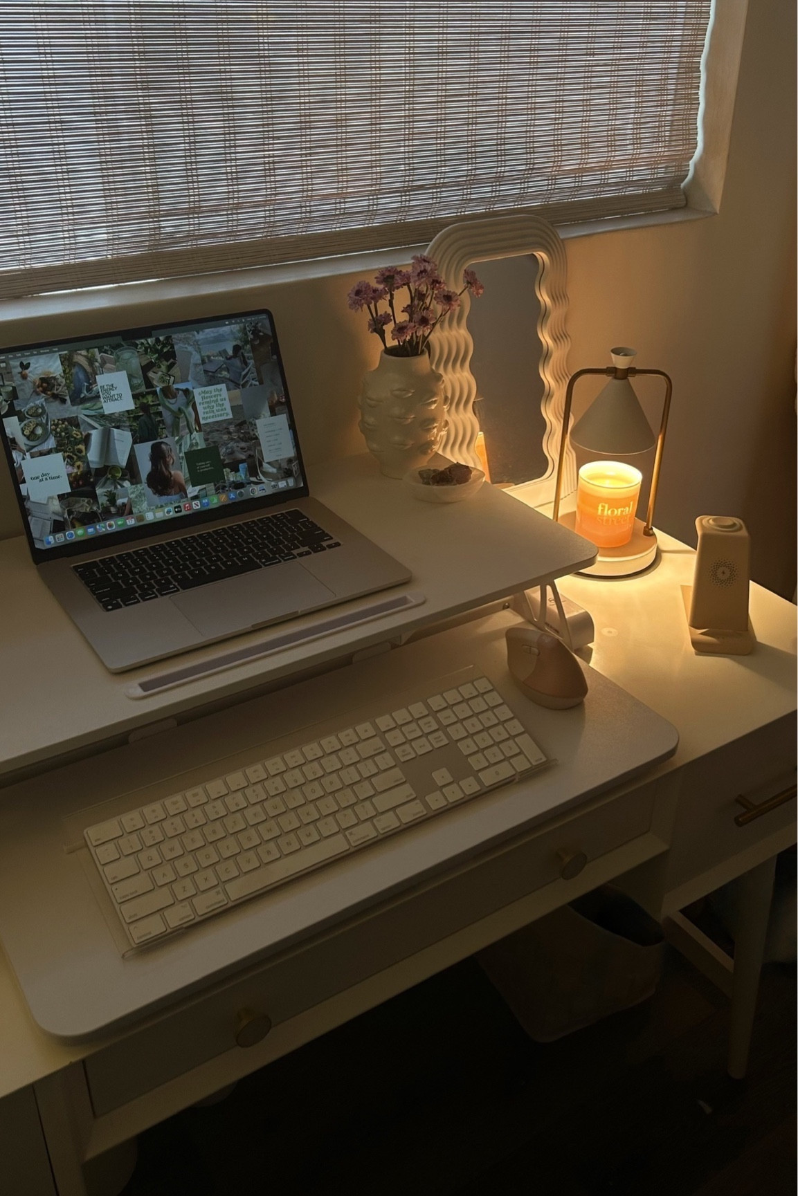 Home office set up!

Home office, desk, office desk, cute desk, mid century modern desk, west elm, computer recs, gadgets, office set up, desk set up, desk decor, office decor, home office decor, home office gadgets, apple products, aesthetic home office, aesthetic desk, unboxing, desk organization

#LTKhome #LTKSeasonal #LTKstyletip