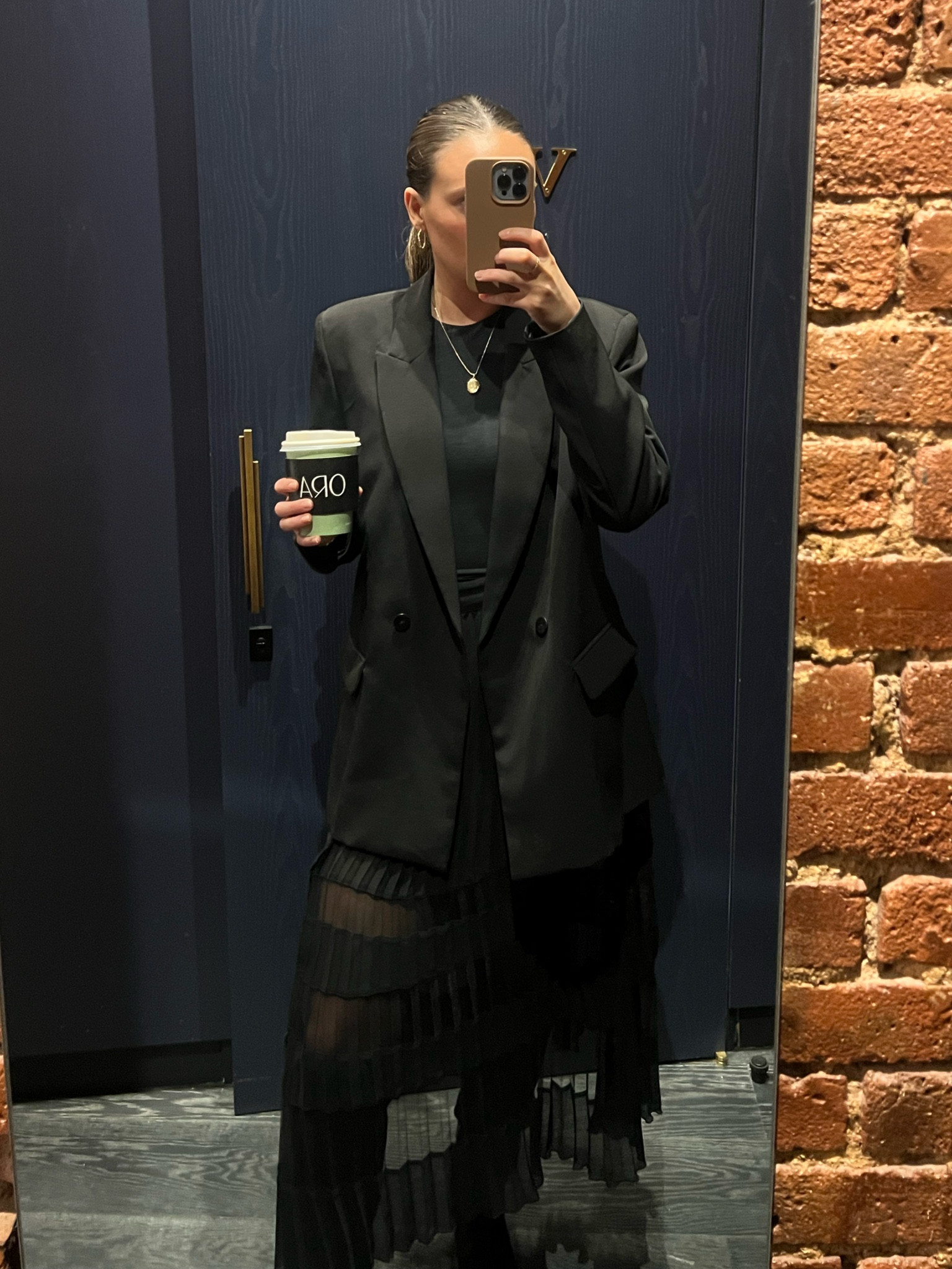 Perfect black blazer!