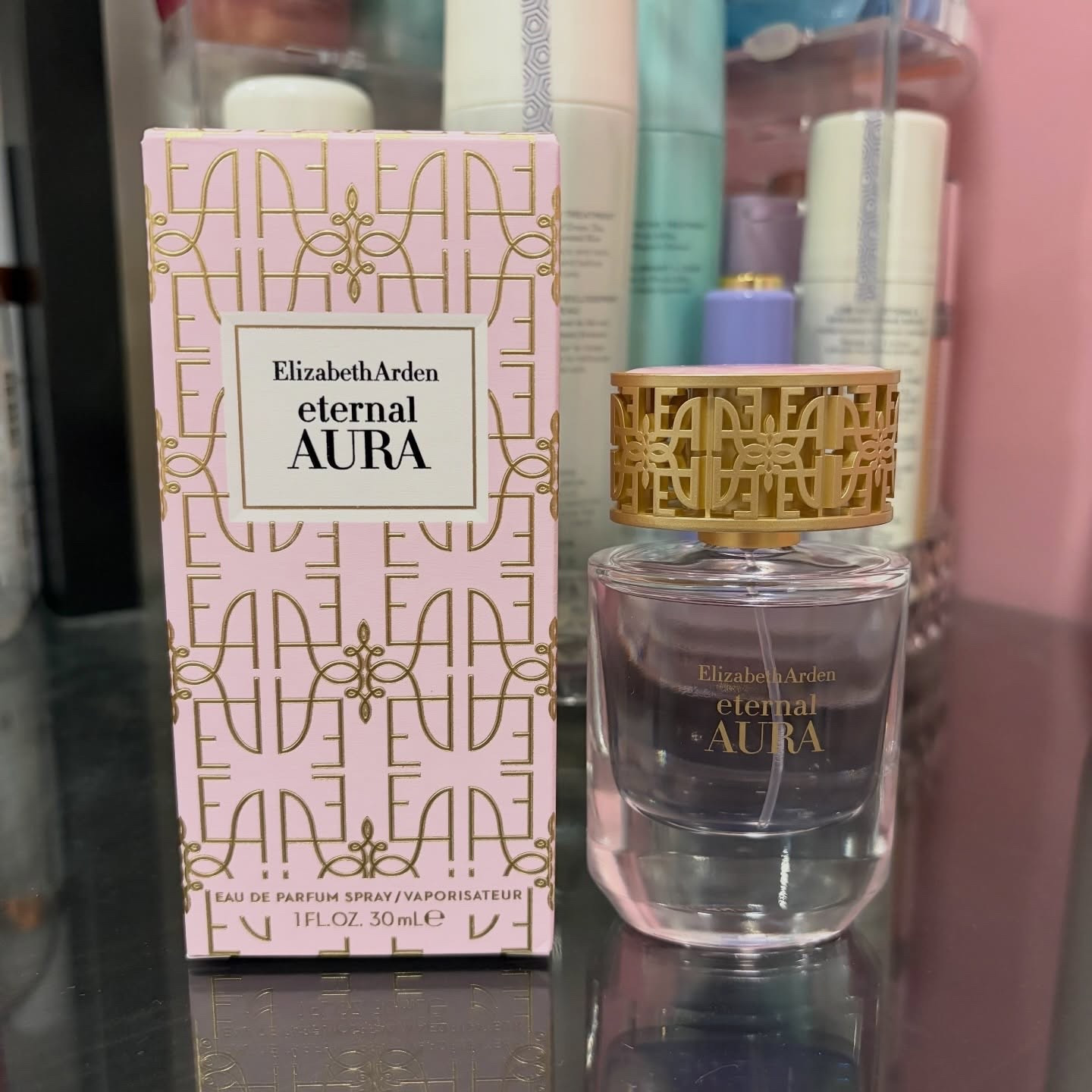 ⭐️PRODUCT REVIEW⭐️

This product was gifted to me by @elizabetharden and @influenster in exchange for my honest review.

Elizabeth Arden Eternal Aura is a fresh and beautiful new fragrance.  This has notes of pink pepper, magnolia, and sandalwood. These all come together to create a soft floral masterpiece. Not only is the fragrance itself wonderful - the bottle is stunning, the lid is gold with a marbled pink design on top. The bottle is just very chic and I love having it on my vanity! This fragrance is romantic and perfect for a date night, but I could easily see this being an everyday fragrance for someone. I highly recommend giving it a smell if you have the chance.

#elizabetharden #perfume #perfumereview #influenster #ugc
