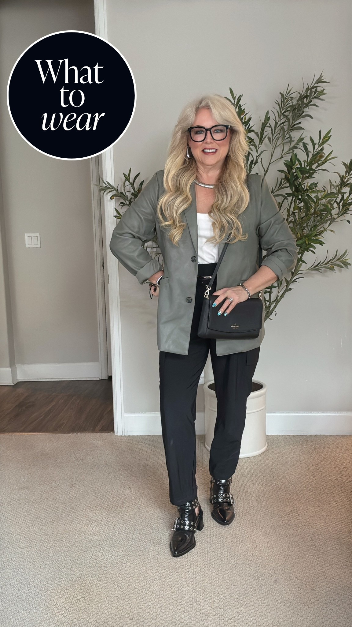 Sage green and seriously sleek—this vegan leather blazer (L) is giving me all the smart-chic office vibes! Paired it with my go-to black cargoes (M - so comfy, I could live in them) for a polished look that still lets me move and breathe. Loving this combo for work days when I wanna feel put-together and cozy. 

 

#LTKOver40 #LTKFindsUnder100 #LTKWorkwear