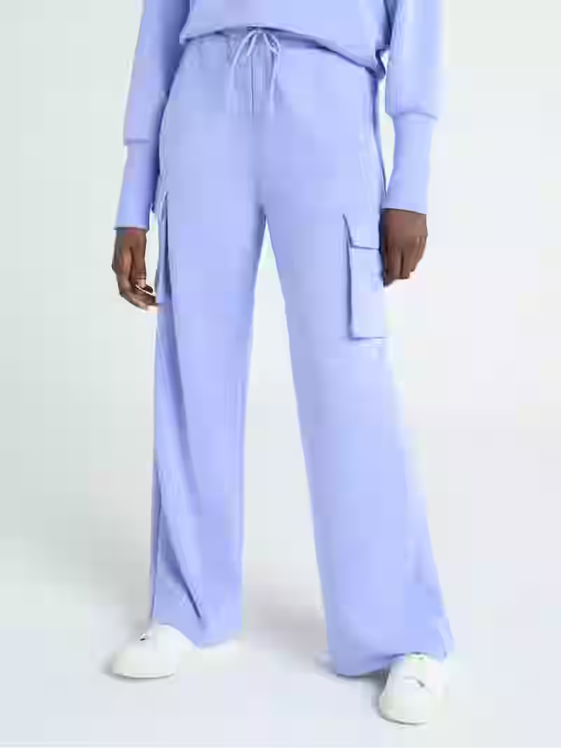 Scoop Women’s and Women’s Plus Ultimate ScubaKnit Wide Leg Cargo Sweatpants, Sizes XS-4X | Walmart (US)