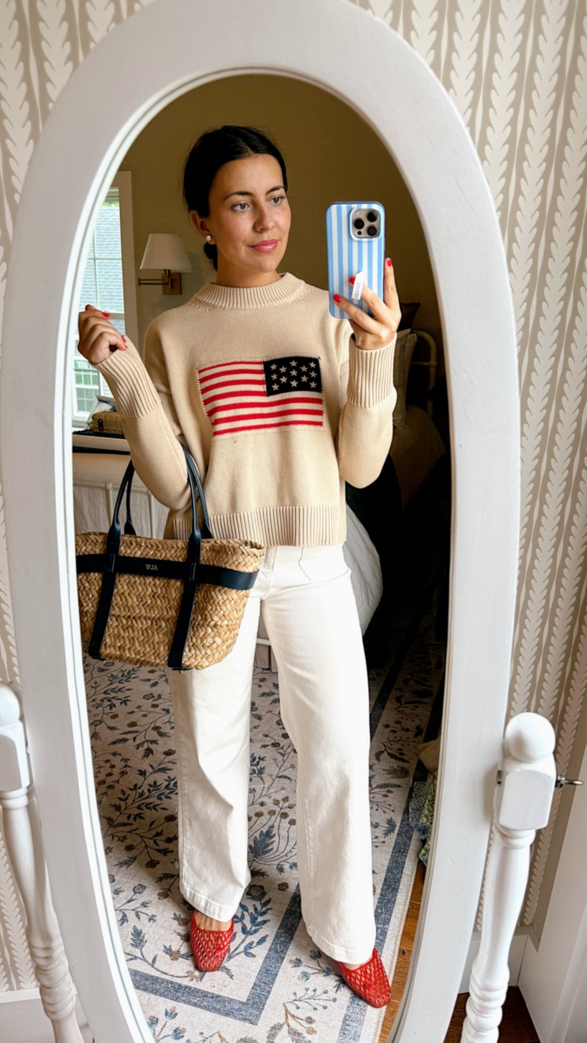 The perfect 🇺🇸 sweater 