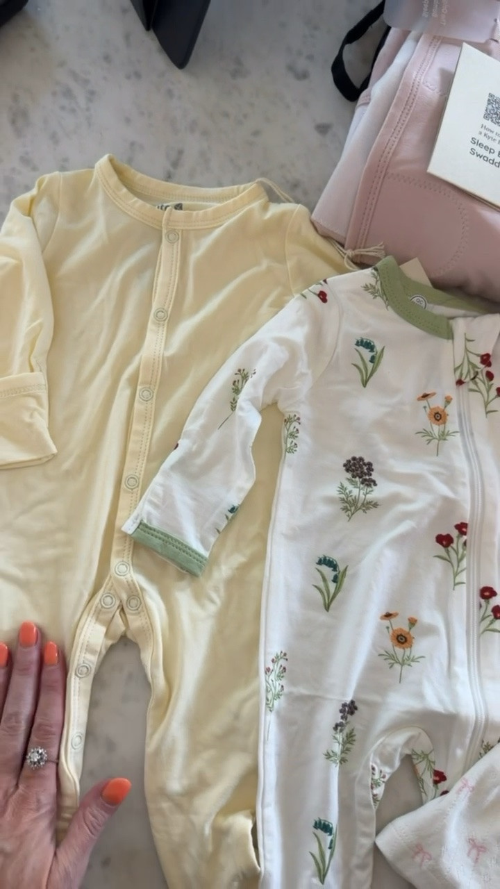 Kyte baby sent us the cutest pieces for baby girl! Love this brand, lightweight + breathable fabrics mostly made with bamboo 

Baby girl clothes

#LTKmomlife #LTKBump #LTKBaby