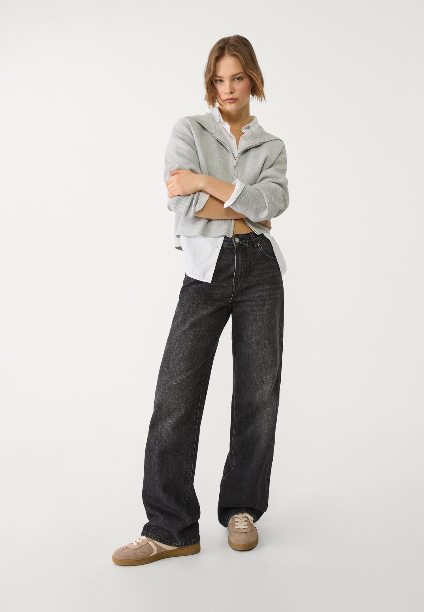 D92 straight wide-leg jeans | Stradivarius (UK)