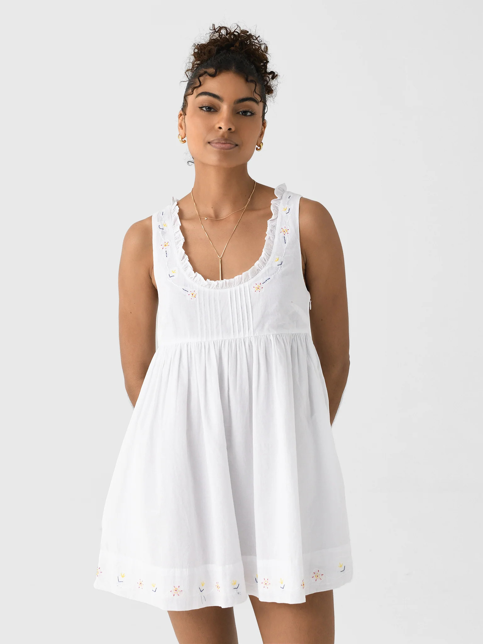 CIAO LUCIA
                      
                     Women's Meissa Floral Embroidered Dress | Saint Bernard