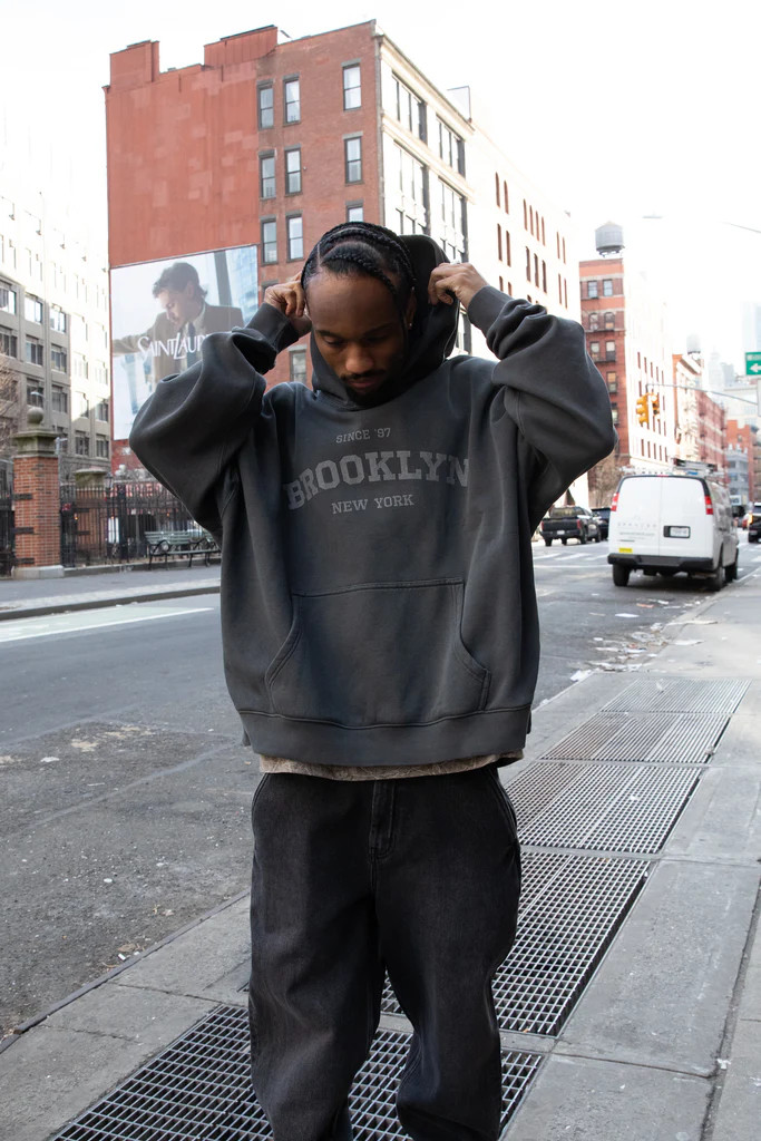 FLEECE STUDIO GRAPHIC PULLOVER HOODIE | OAK + FORT