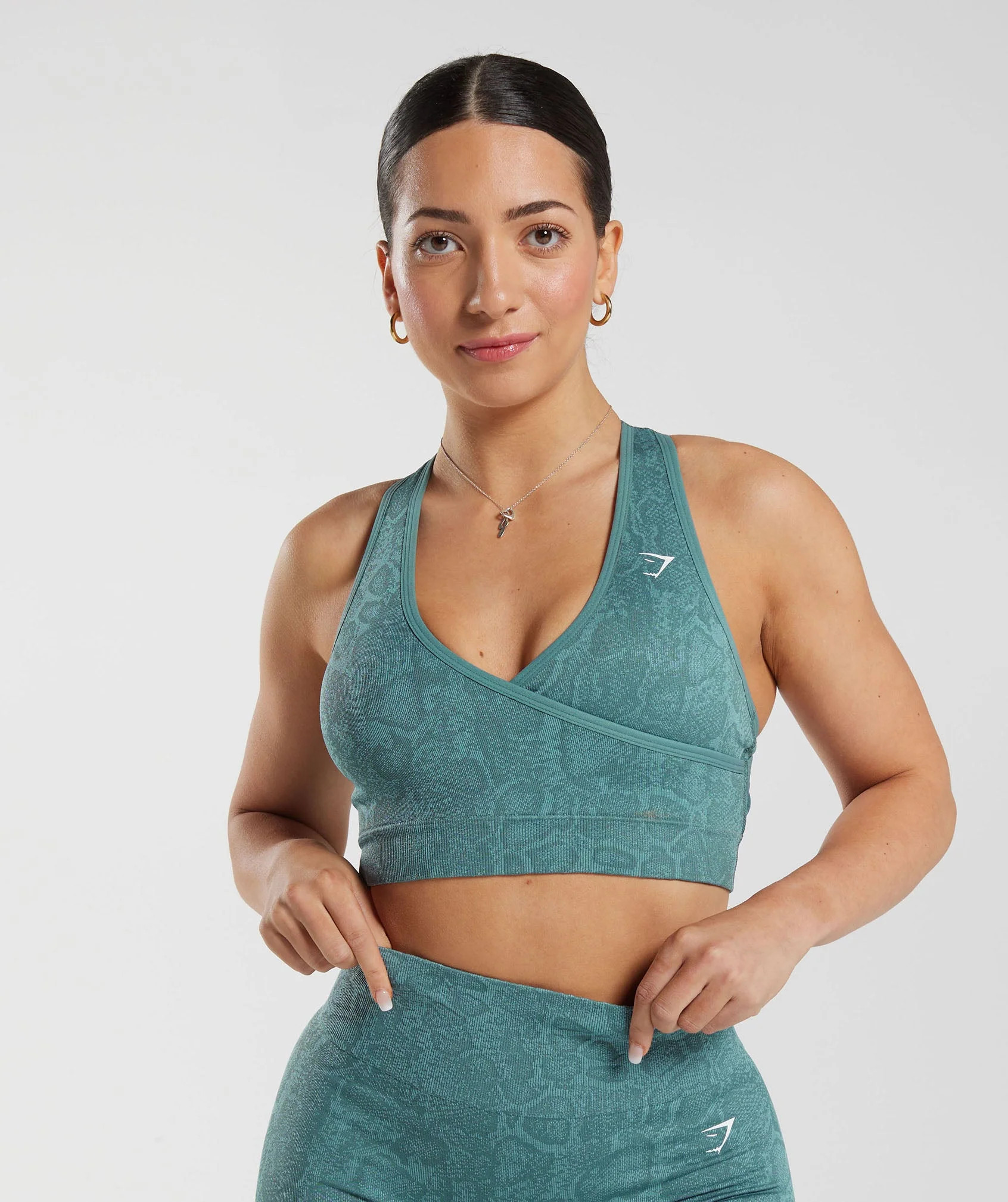 Gymshark Adapt Animal Seamless Sports Bra - Iceberg Blue/Thunder Blue | Gymshark CA