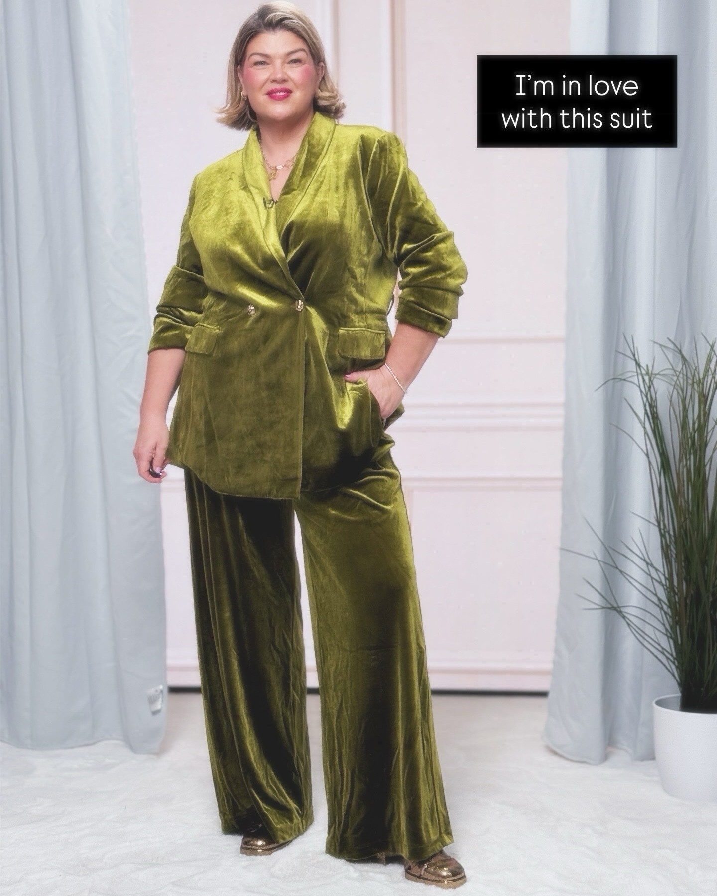There are so many gorgeous party pieces out there right now now. Velvet, sequins, satins, I’m here for it all. 

#LTKover50style #LTKcurves #LTKpartywear