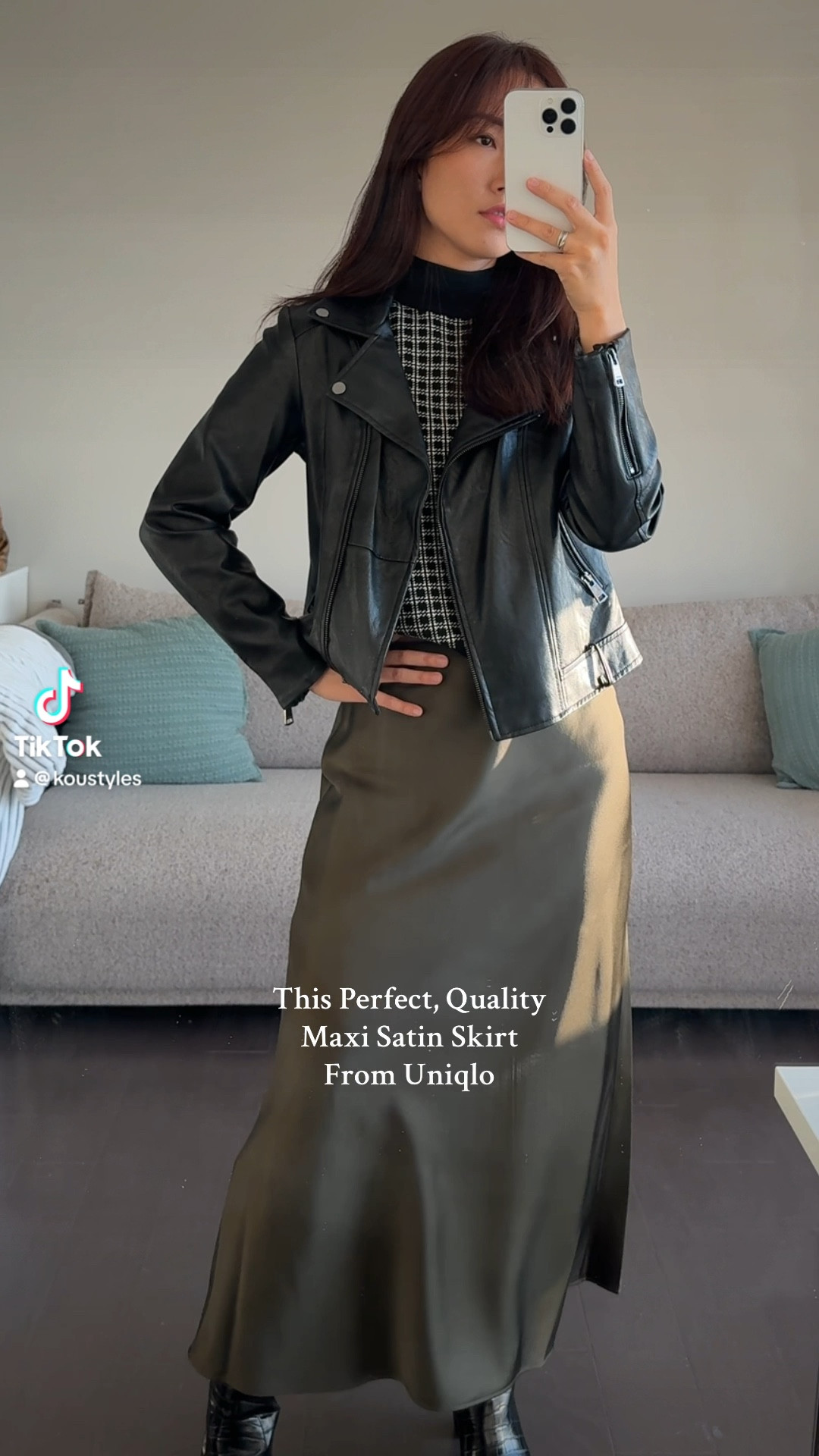 This maxi skirt from Uniqlo has me on a chokehold.. #fallfashion #officewear #outfitinspiration #nycfashion #simplestyle #minimalstyle #styleinspo #outfitideas #woolcoat #coldweatherstyle #uniqlo #satinskirt #leatherjacket