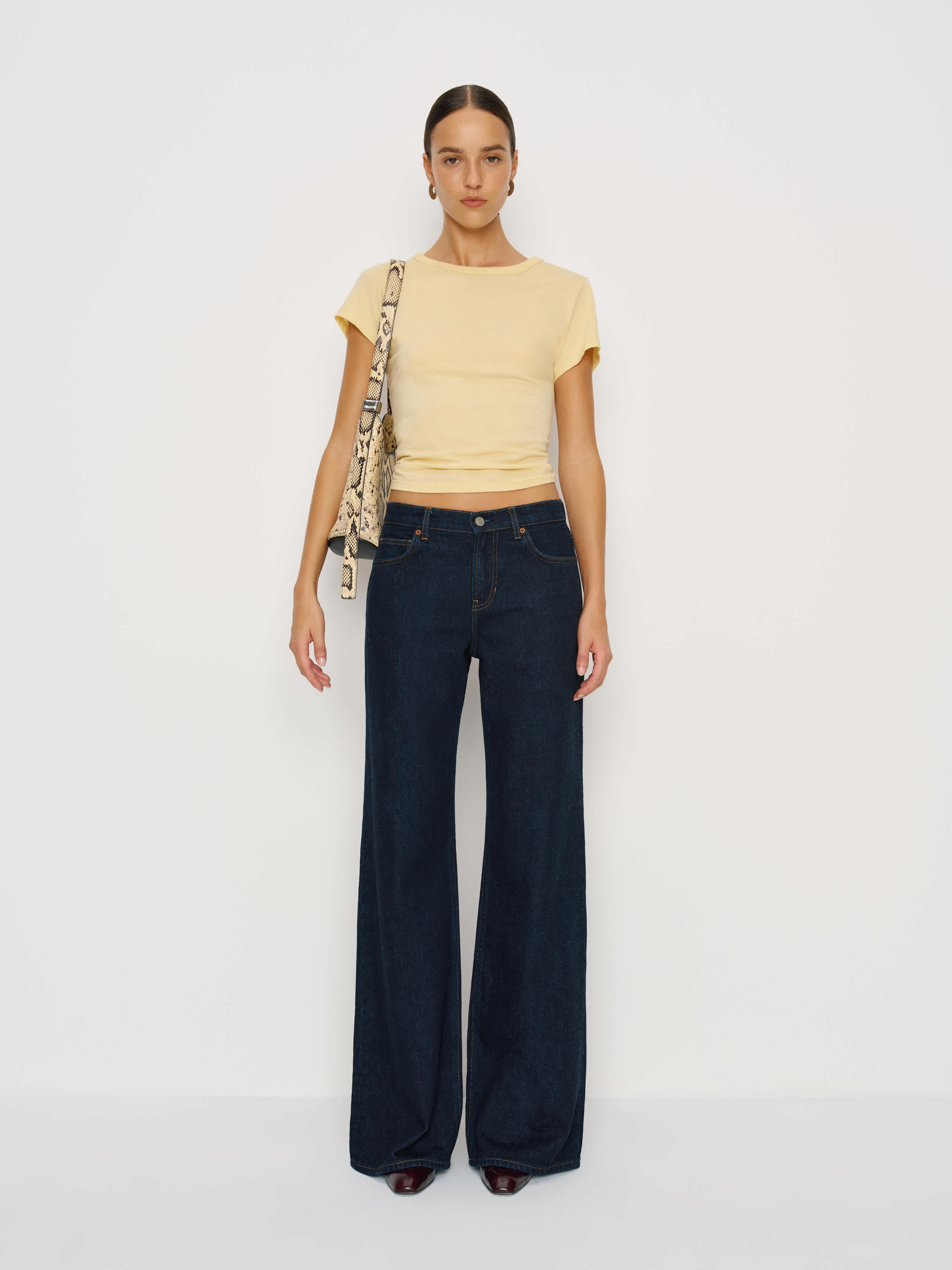Cary Low Rise Slouchy Wide Leg Short Jeans | Reformation (Global)