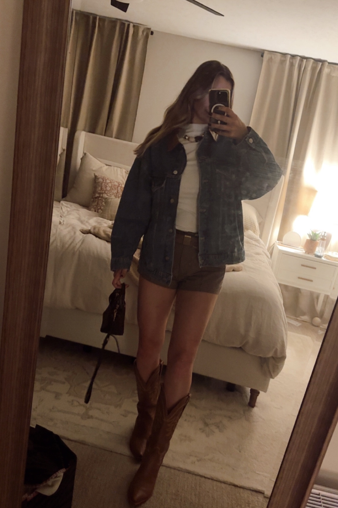 Zach Top concert! #LTKFall #countryconcert #falltransitional 

#LTKItBag