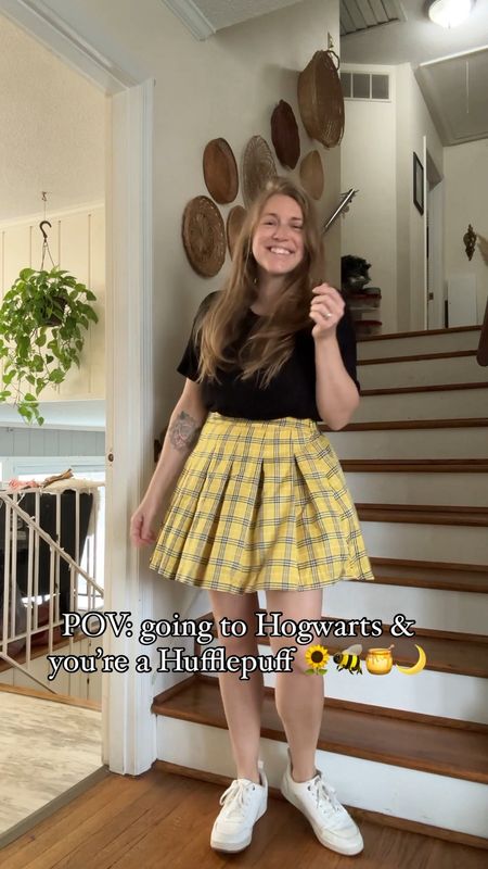 Heading to Harry Potter World at Universal? Cute Hufflepuff outfits for Universal! Black & yellow Hufflepuff House outfits. Hufflepuff academia outfit ideas🌻🐝🍯🌙🏰

#LTKfindsunder50 #LTKVideo #LTKtravel