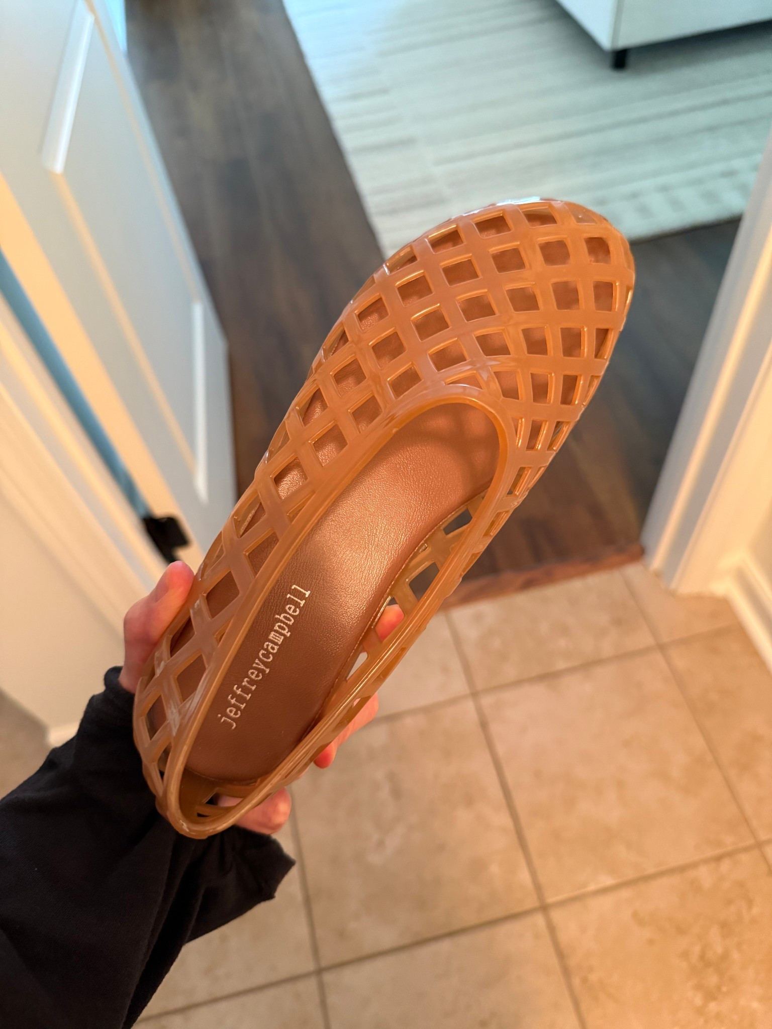 I know these are not for everyone but I’ve been loving the jelly sandals for summertime. These are really comfy. I am usually an 8.5 and got an 8  



Jelly sandals 
Summertime 
Summer shoes 
Comfy sandals 
Jelly shoes 
Nordstrom 
Outfit inspo 


#LTKFestival #LTKSaleAlert #LTKootd