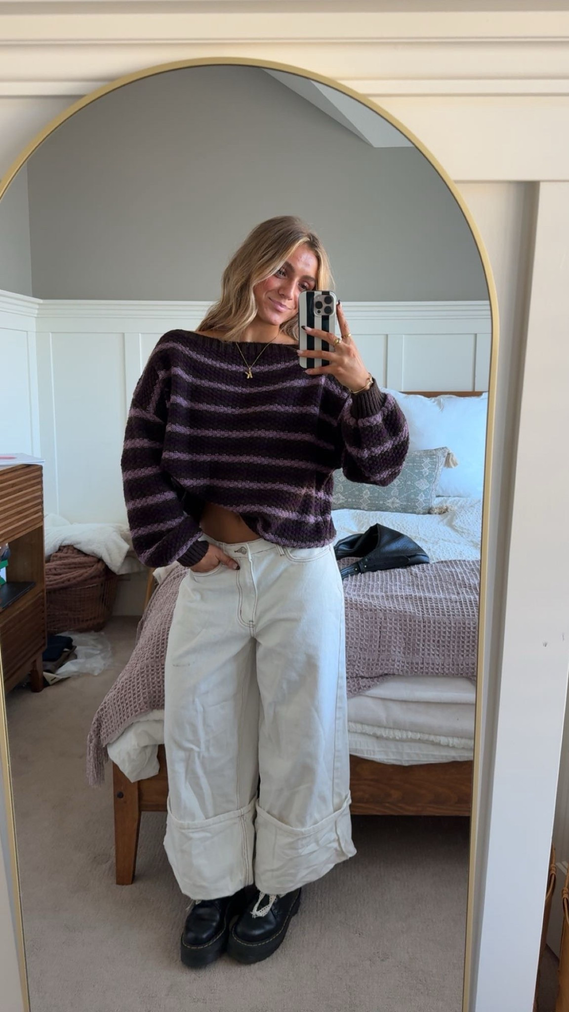 sweater is pacsun