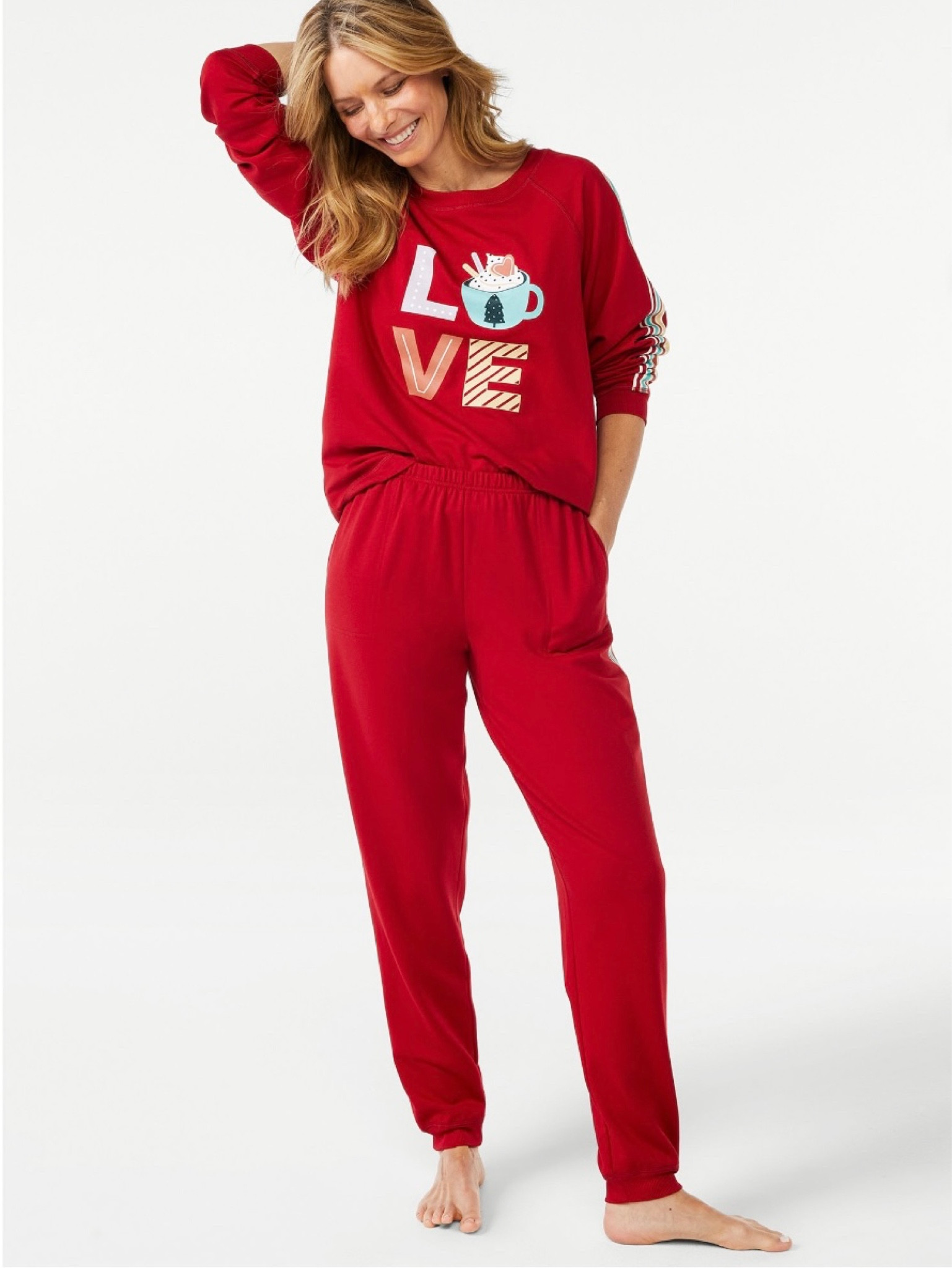 #Walmartfashion I have been loving this comfy lounge set!! It is soft, stylish and a perfect outfit for those days you just want to be warm and cozy  

#LTKunder50