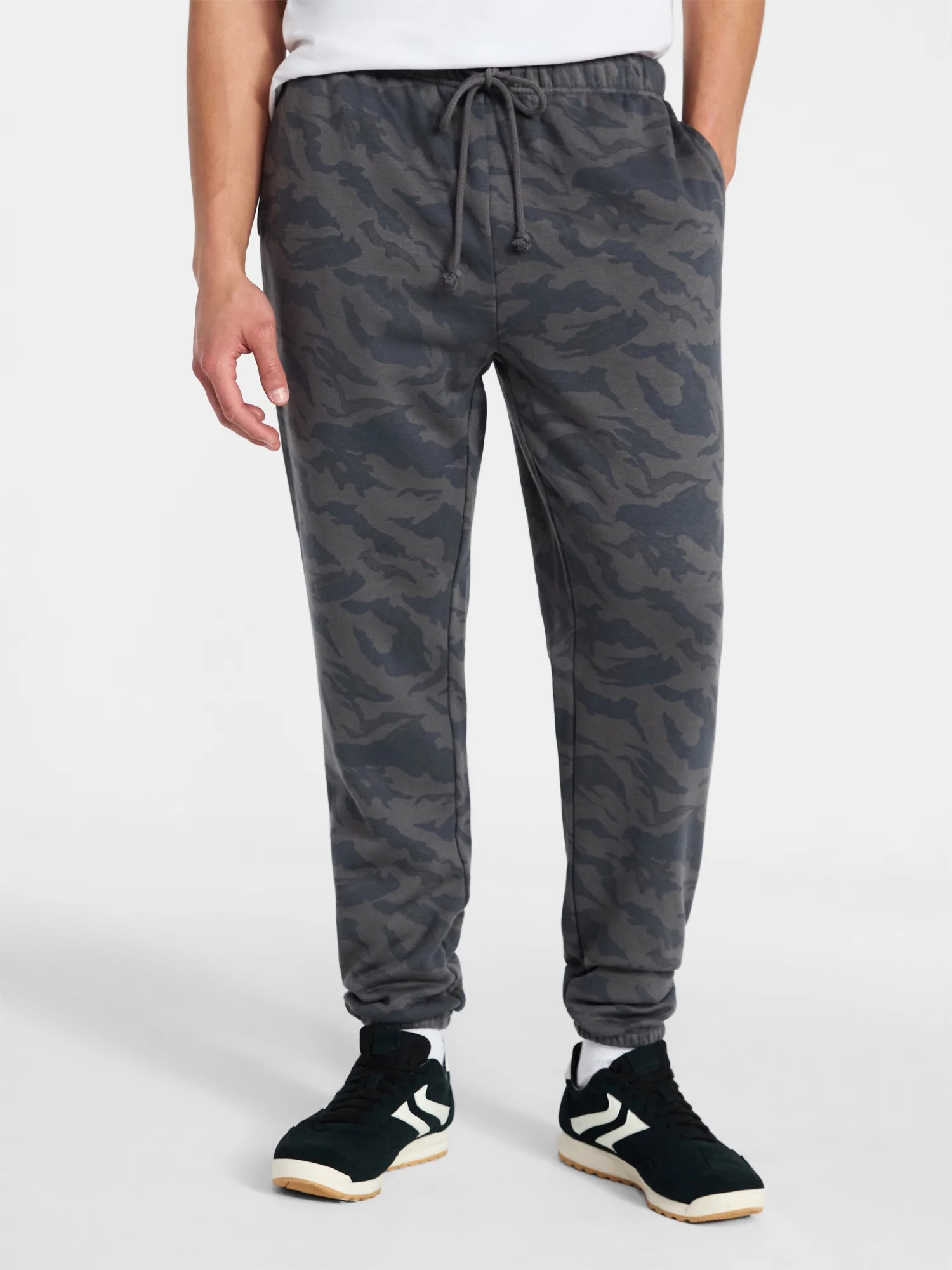 No Boundaries Soft Fleece Jogger Sweatpants, 30'' Inseam, Men's XS-4XLT | Walmart (US)