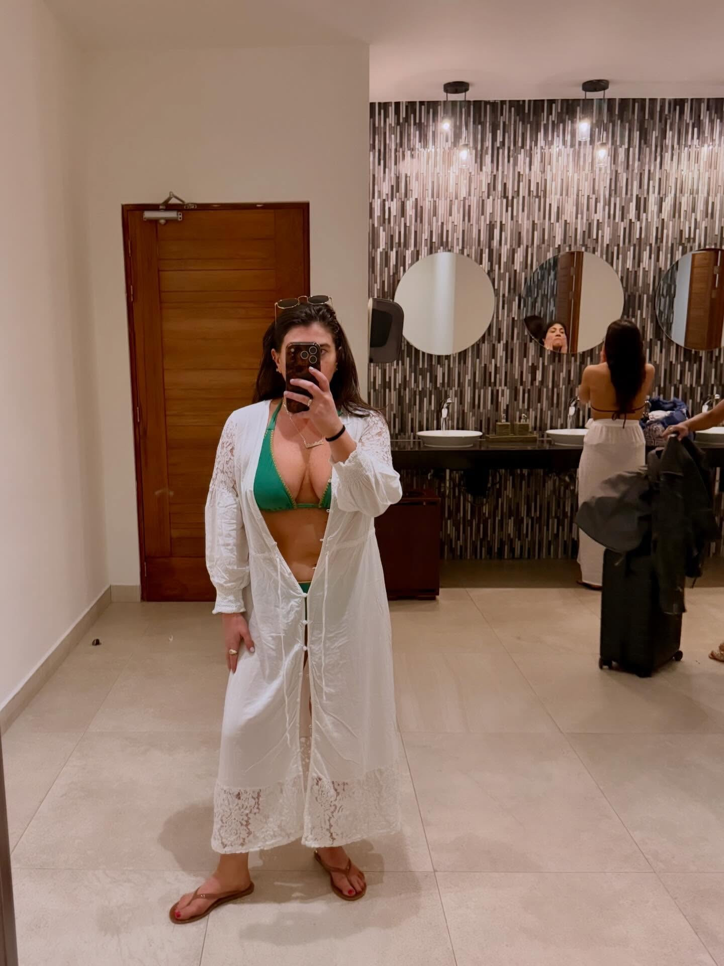 Cancun 2026

#LTKSwim #LTKPetite #LTKTravel