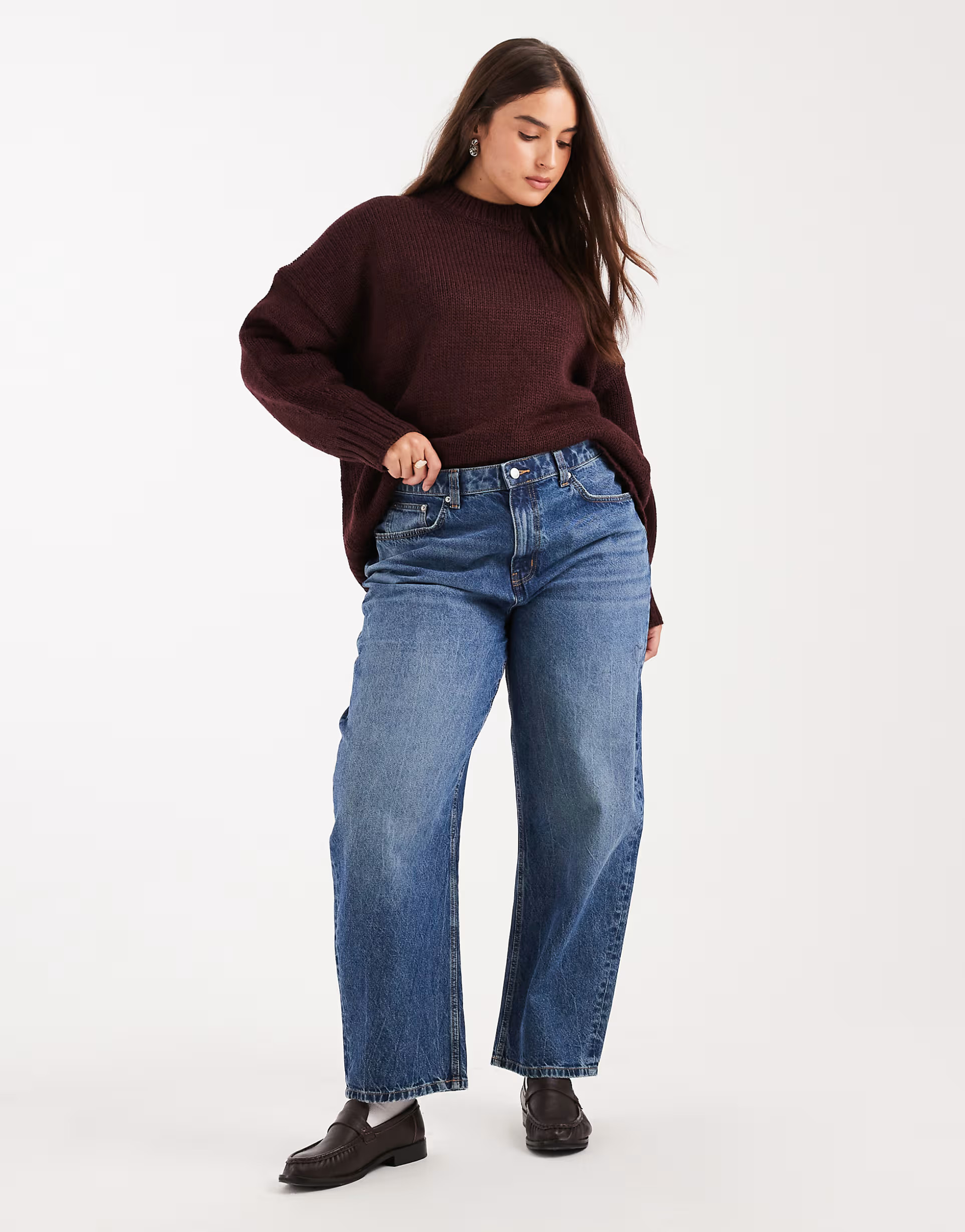 ASOS DESIGN Curve slim barrel leg jeans in mid blue | ASOS (Global)