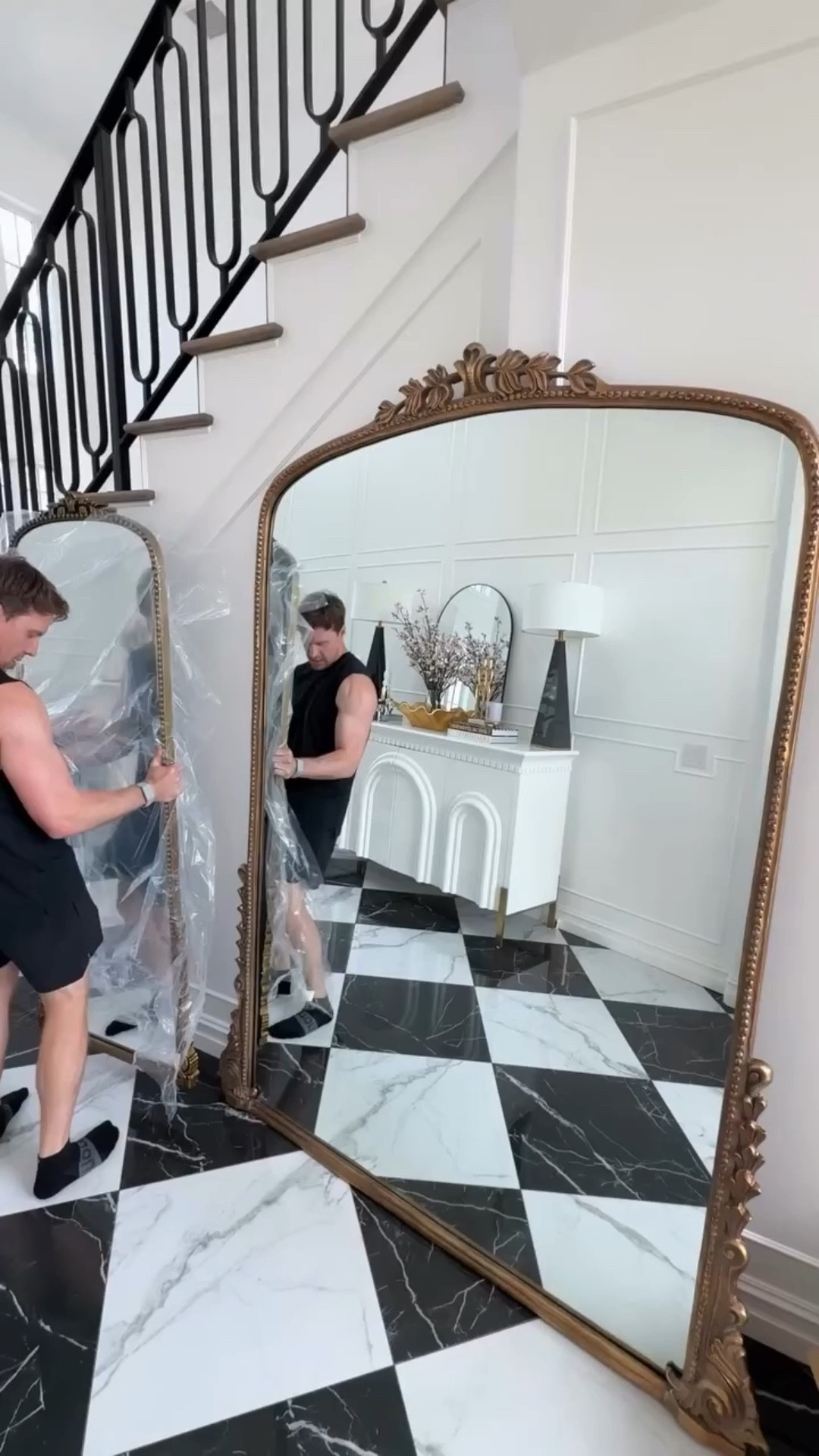 I found this lookalike Anthropologie mirror on Amazon that is going to be perfect for the baby’s nursery! 

Mirror, Anthropologie, Amazon, Amazon home finds, Amazon mirror, Home Finds, Emily Ann Gemma 

#LTKHome